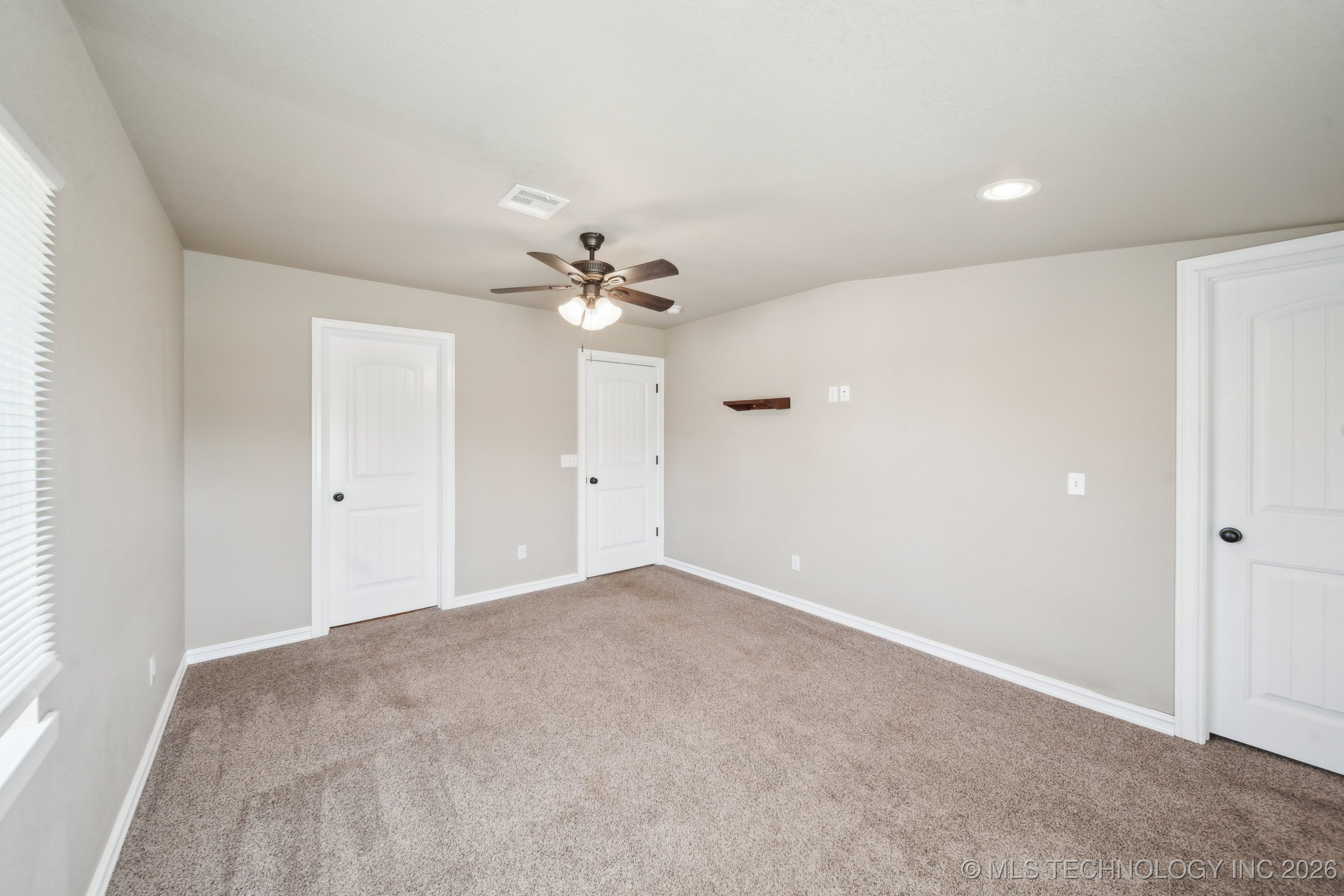 16042 S 97th West Avenue Property Photo 25