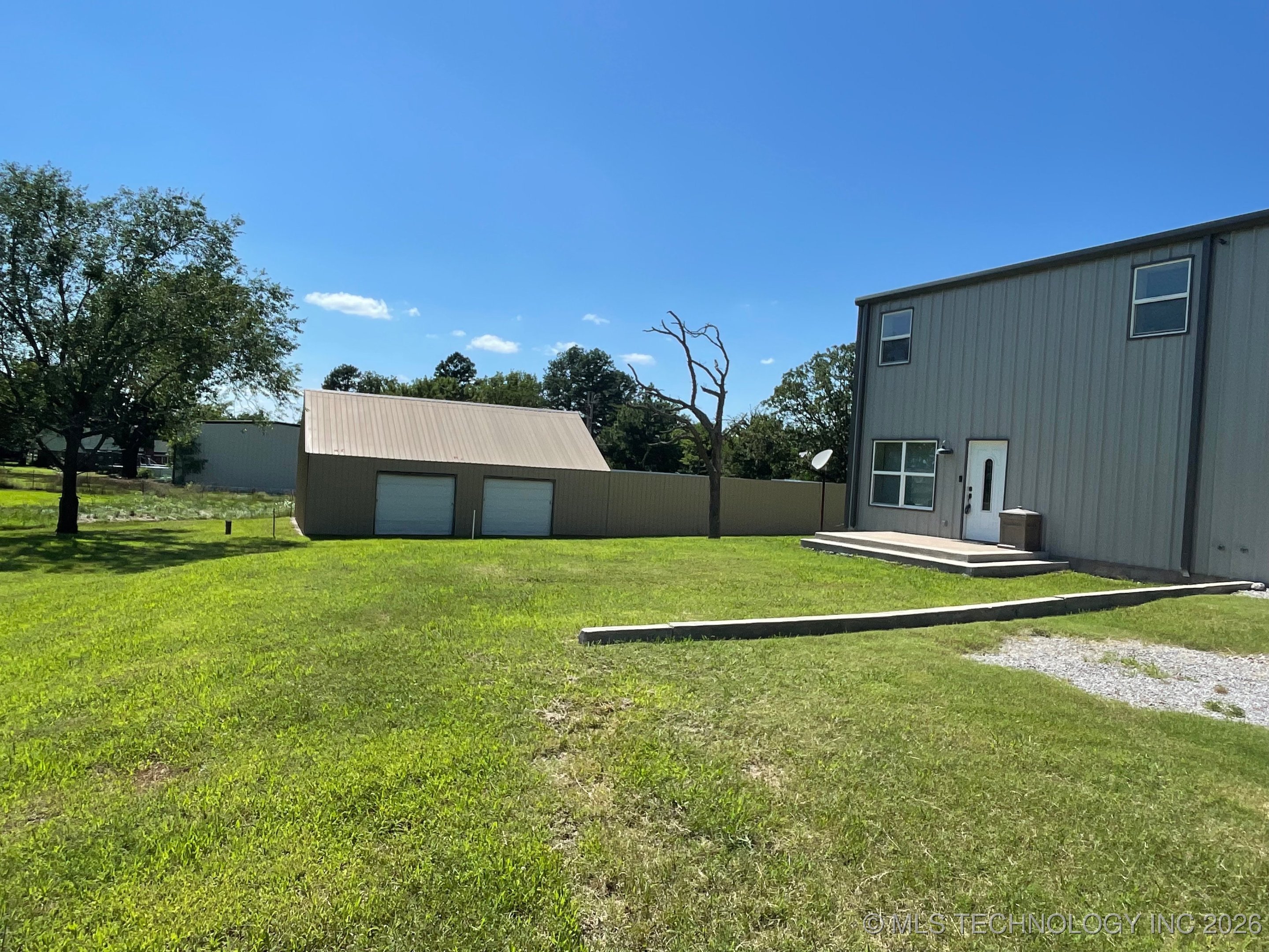 16042 S 97th West Avenue Property Photo 31