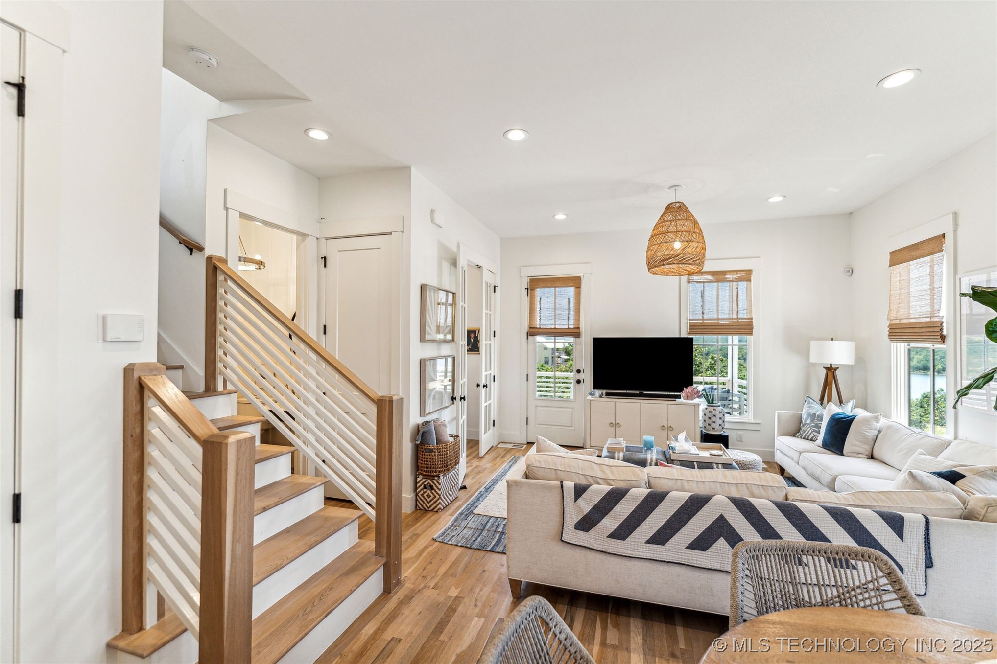 101 Lower Greenway Property Photo 16