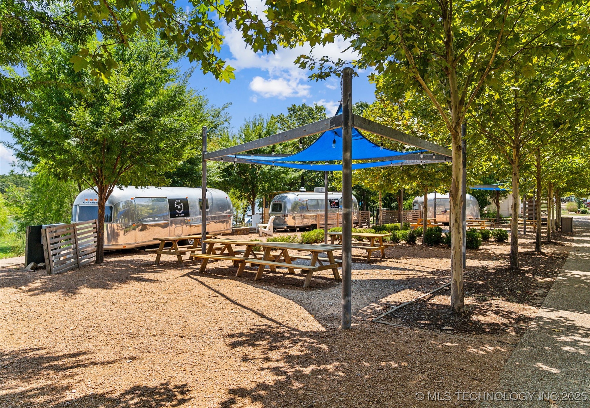 101 Lower Greenway Property Photo 36