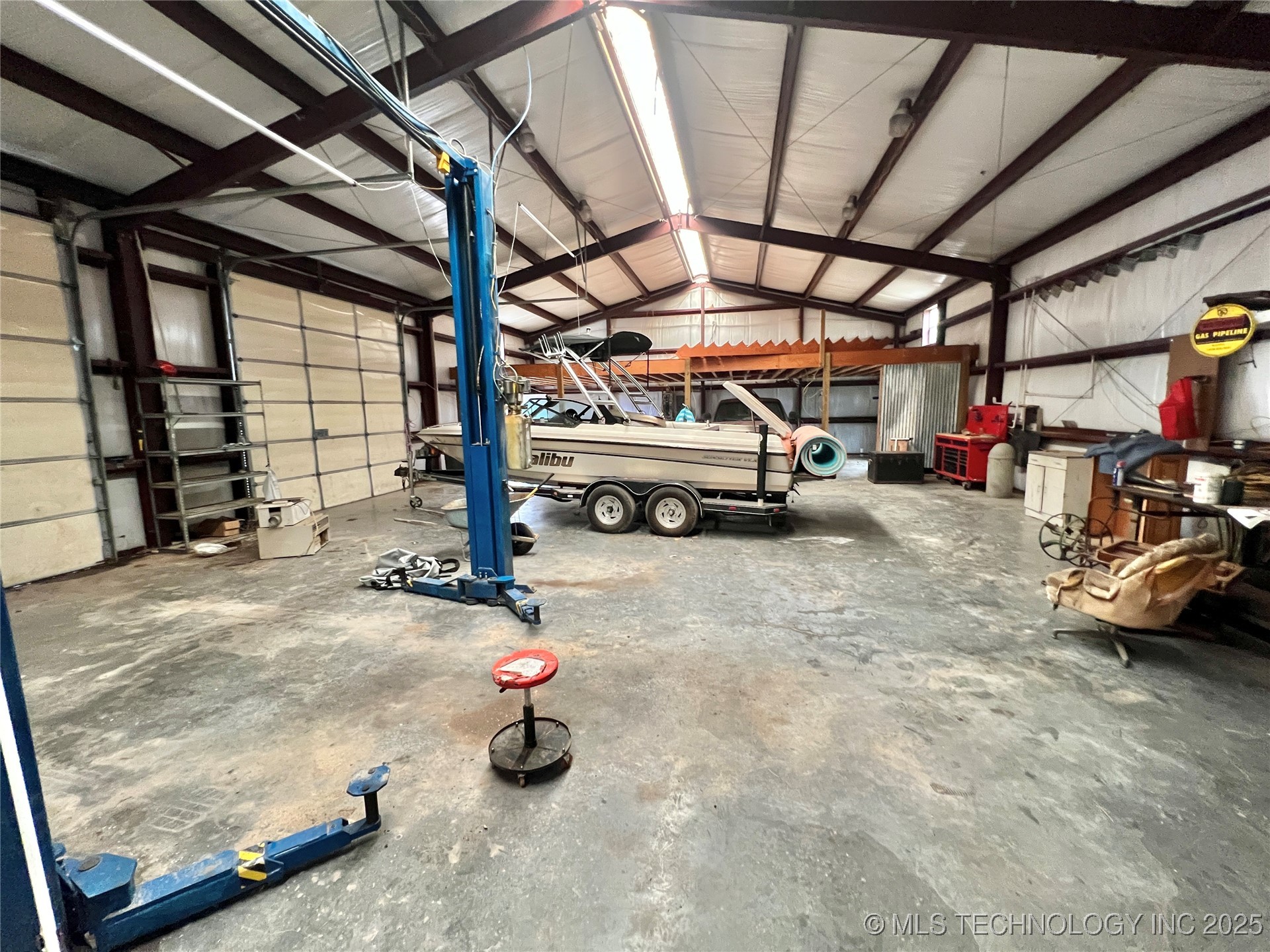 22231 E 843 Road Property Photo 12