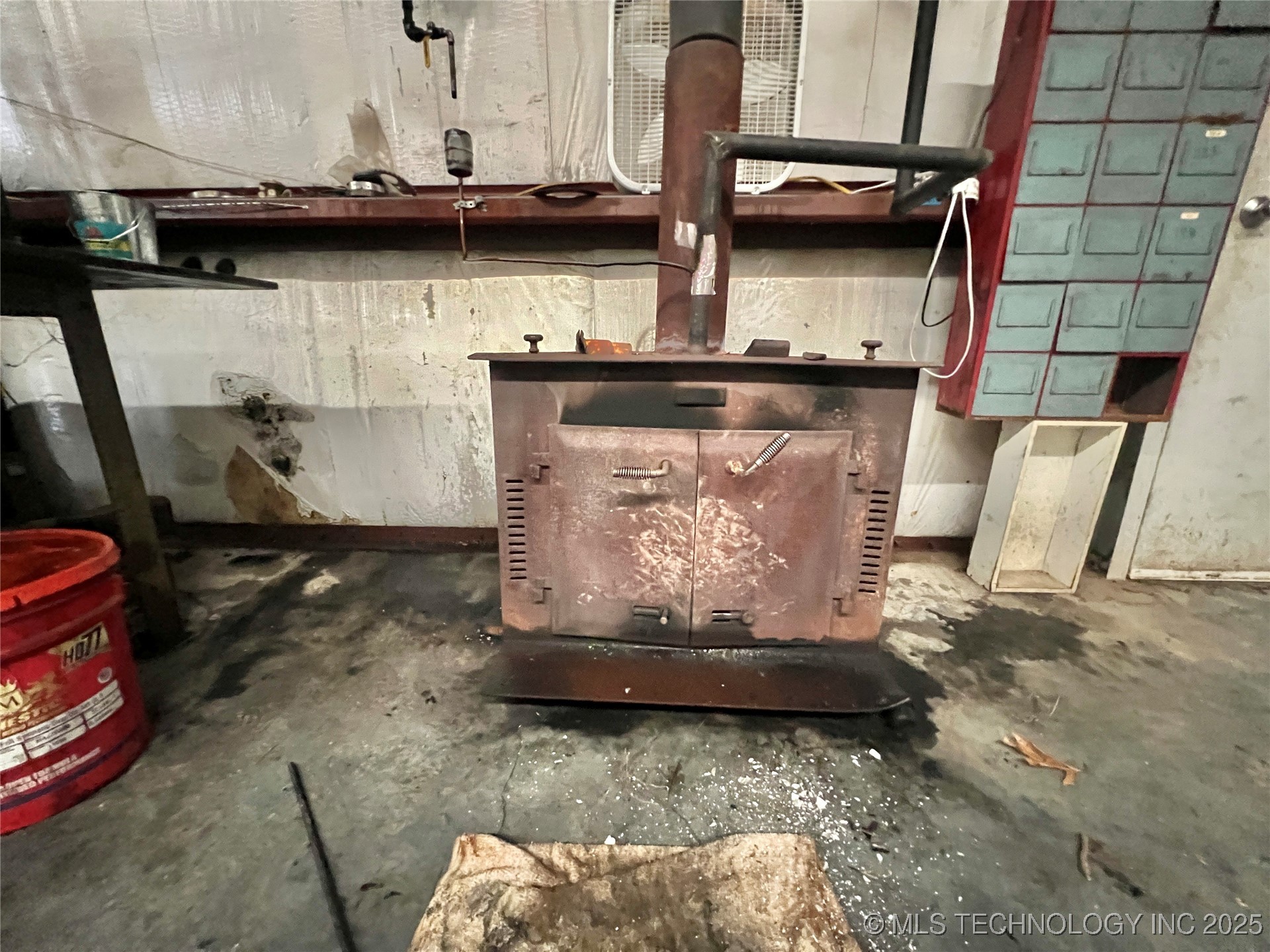 22231 E 843 Road Property Photo 14