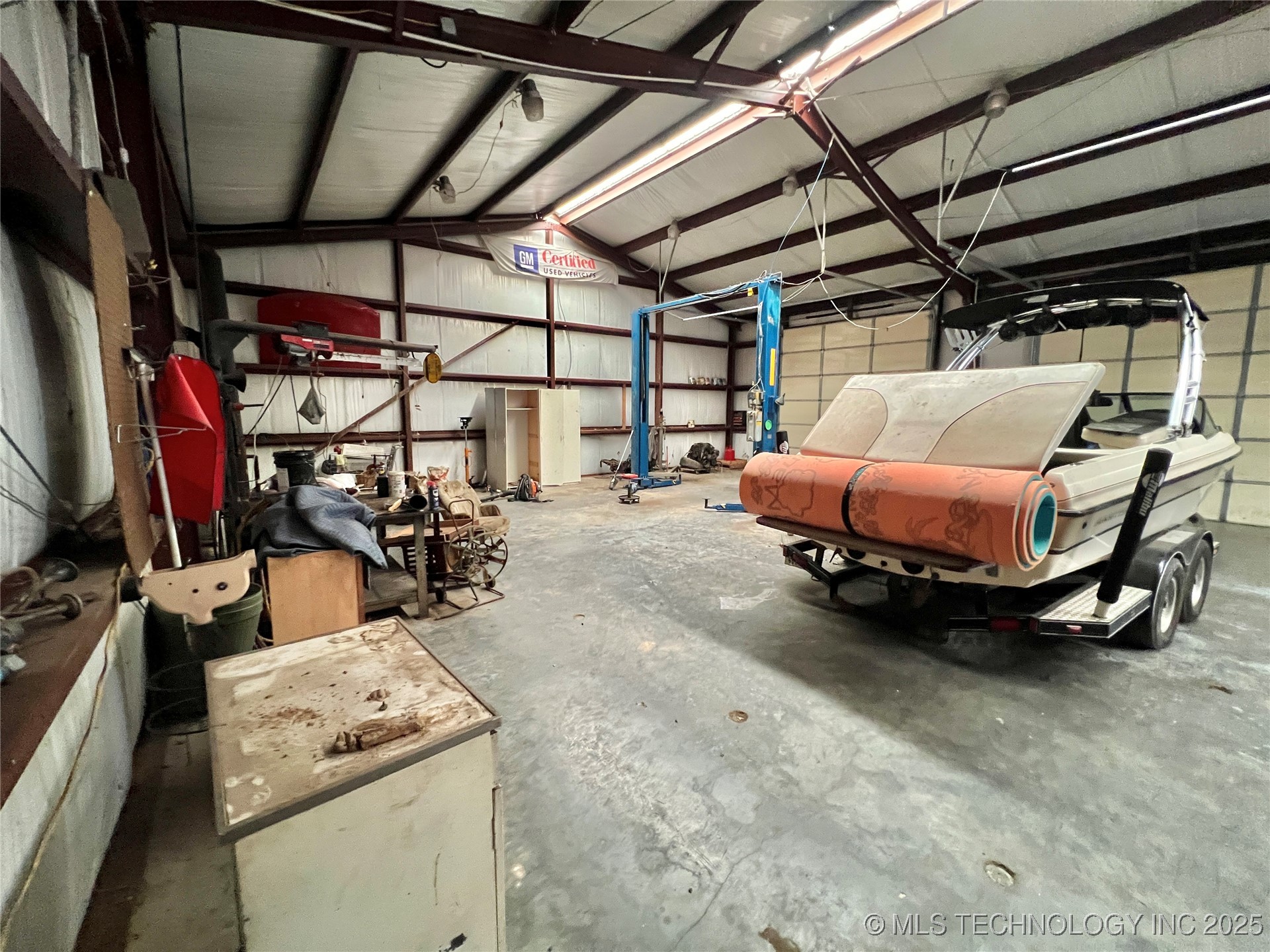 22231 E 843 Road Property Photo 18