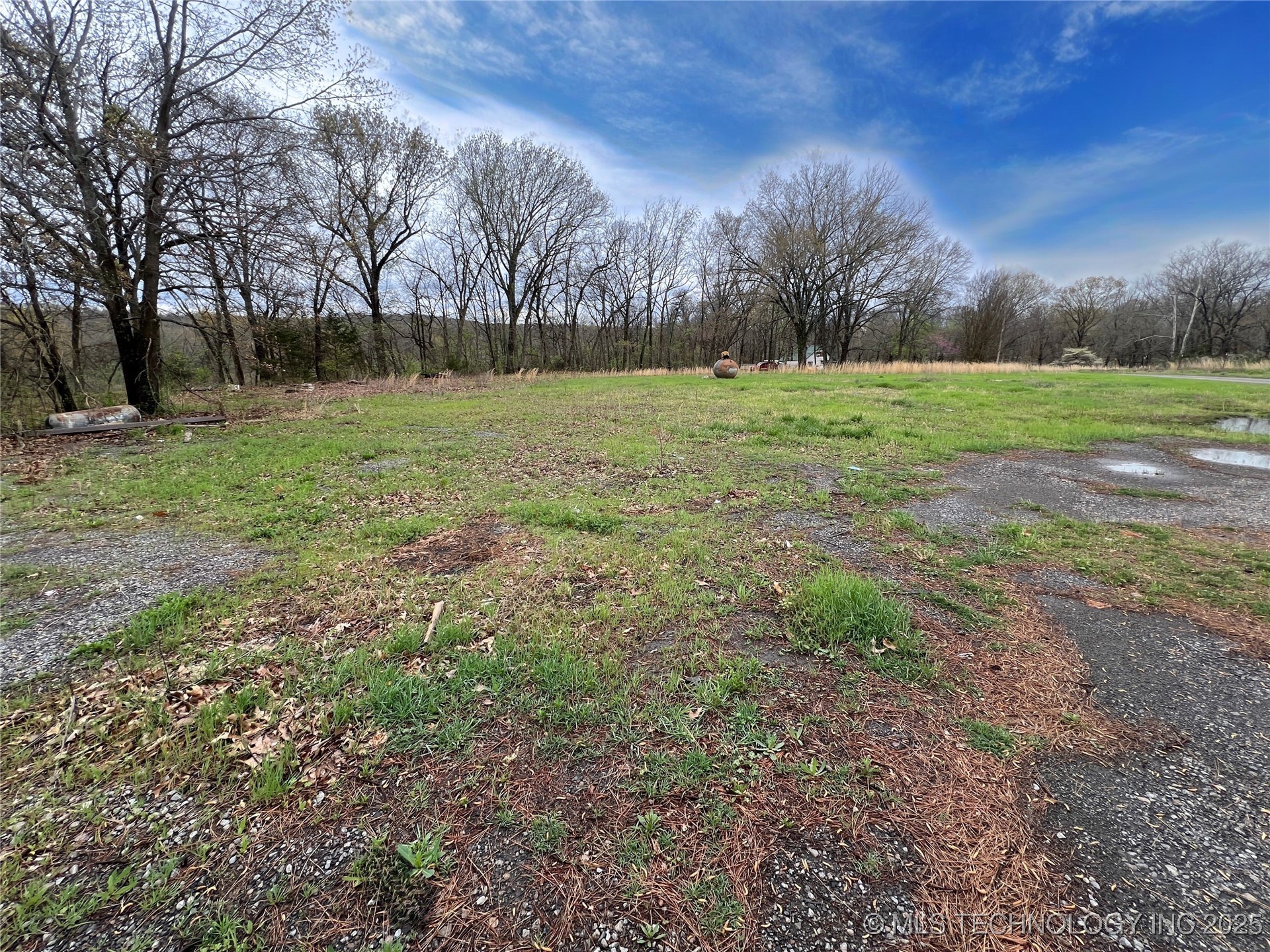 22231 E 843 Road Property Photo 28