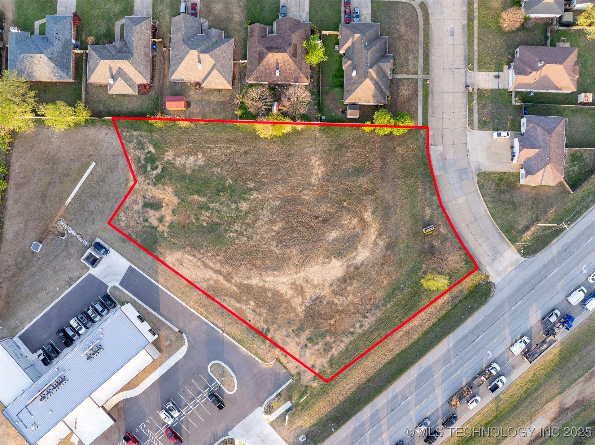 1 E Hwy 51 Property Photo 7