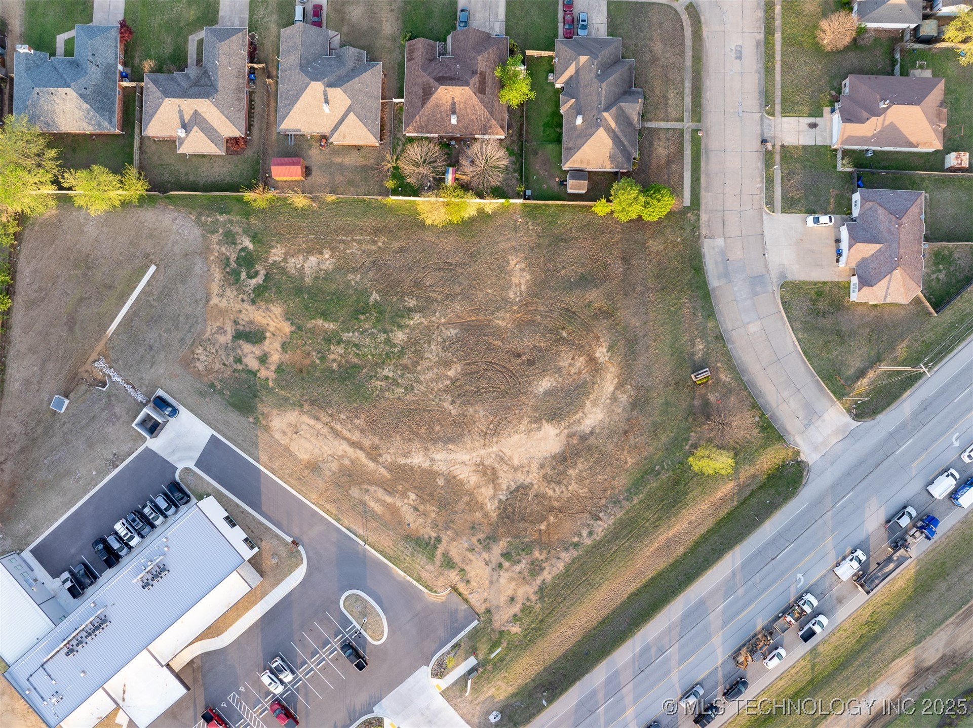 1 E Hwy 51 Property Photo 15