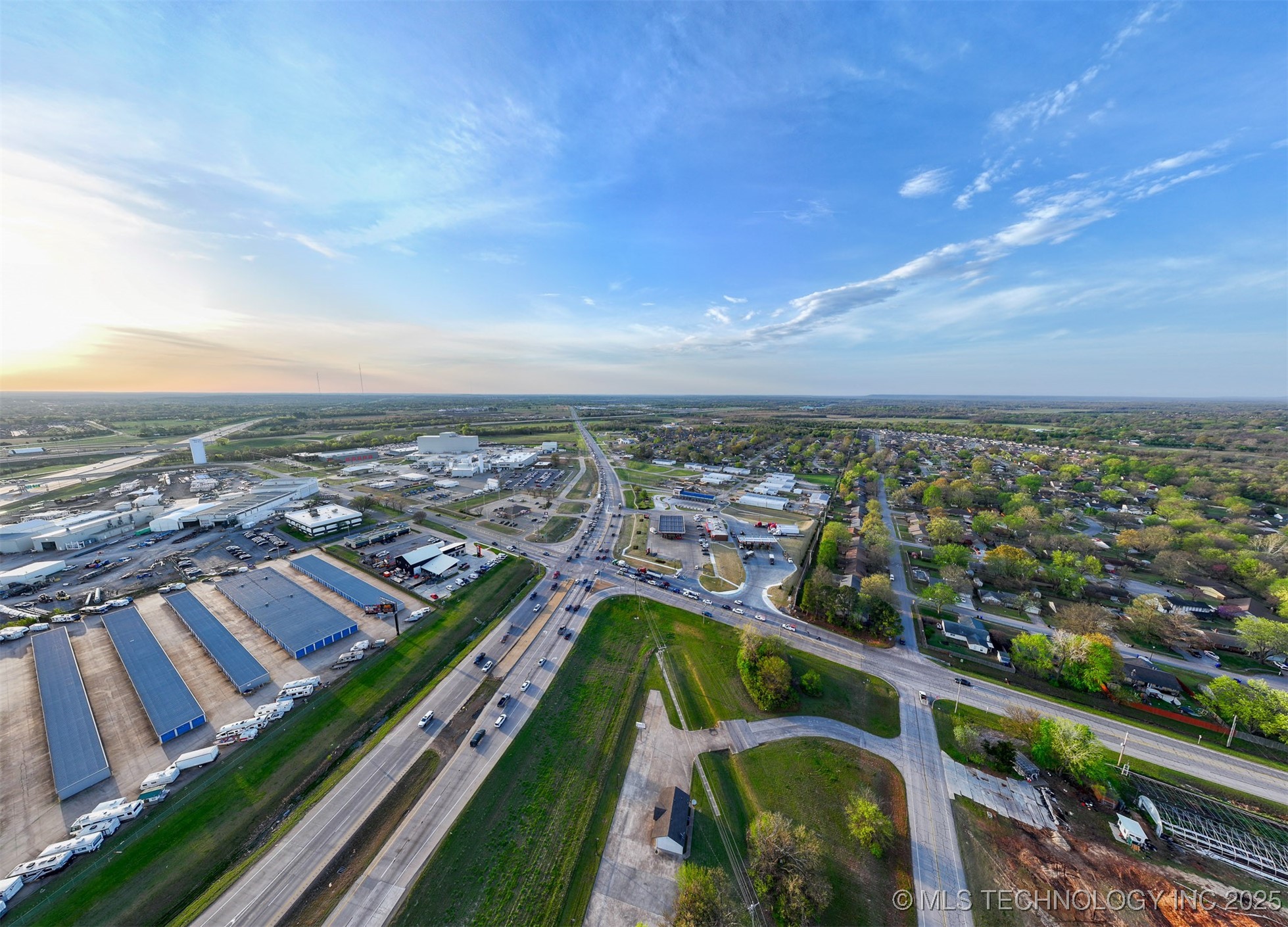 1 E Hwy 51 Property Photo 27