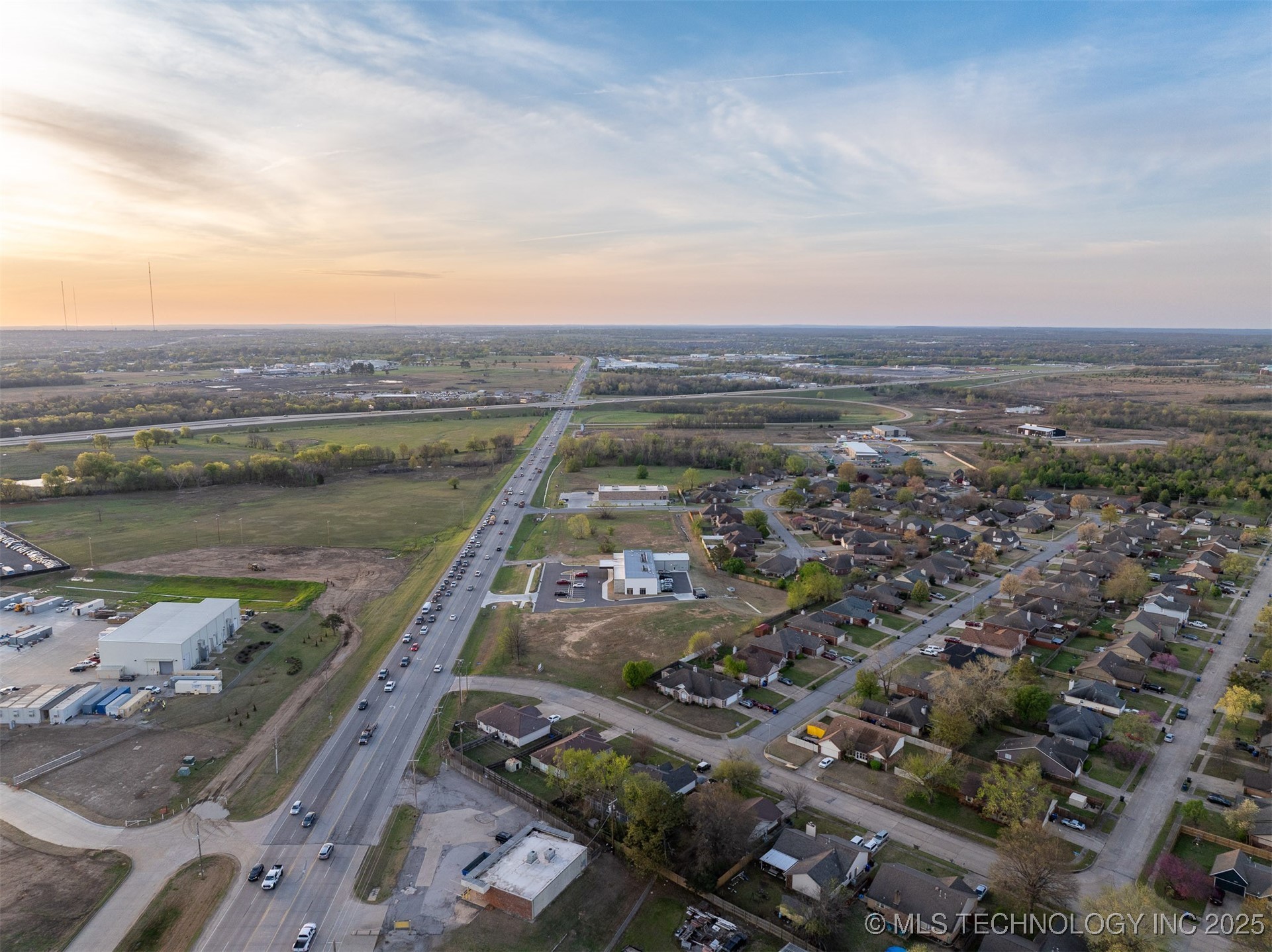 1 E Hwy 51 Property Photo 29