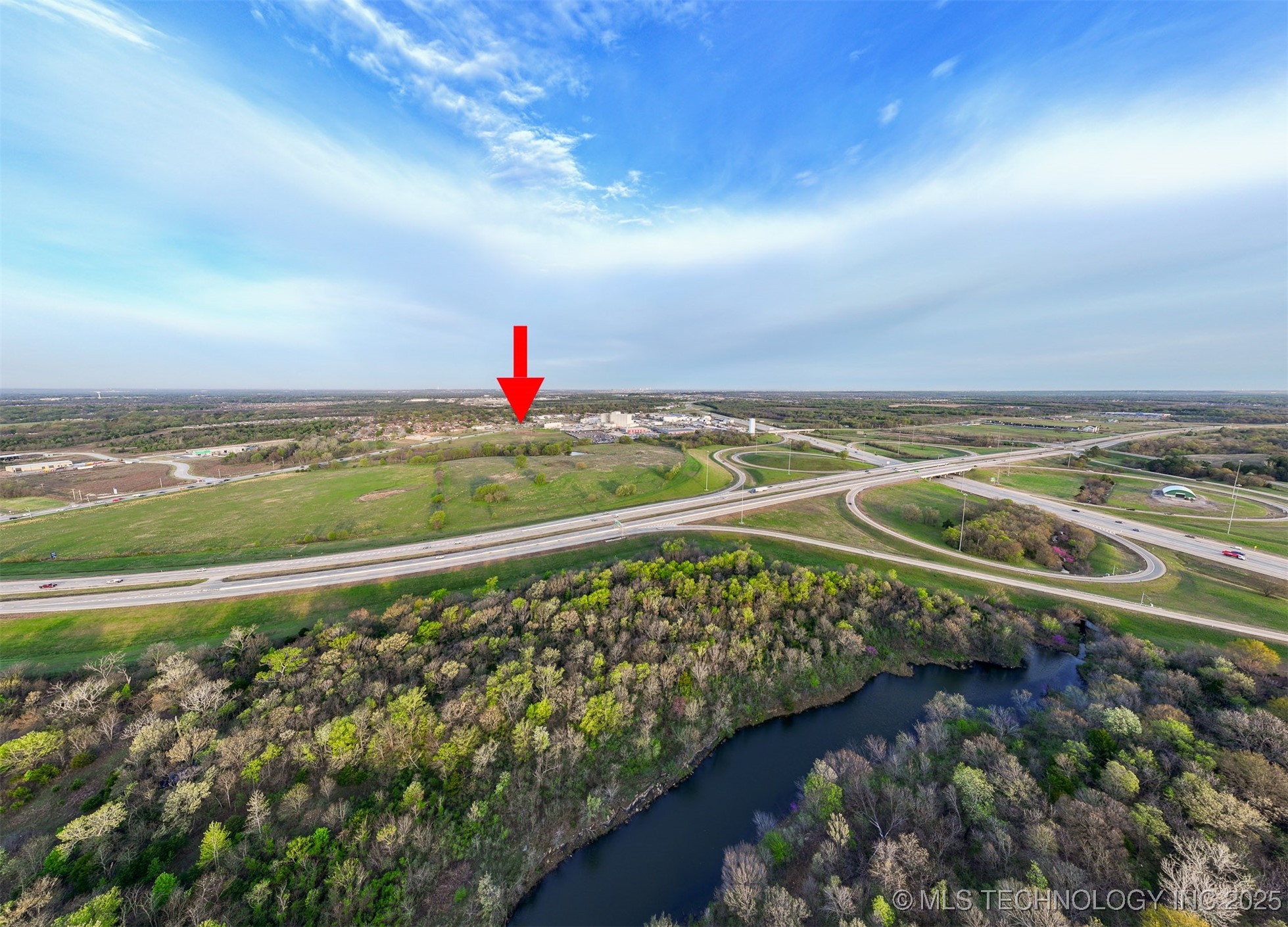 1 E Hwy 51 Property Photo 32