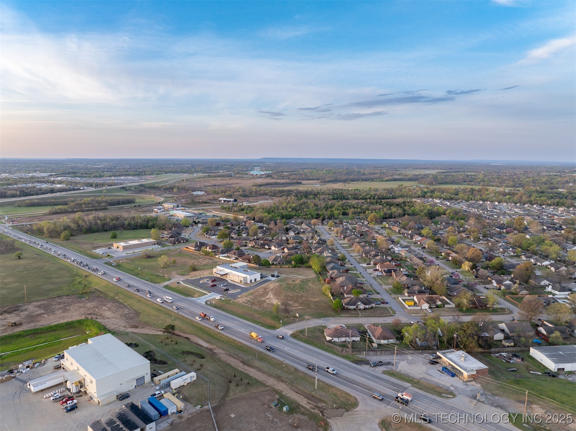 1 E Hwy 51 Property Photo 33