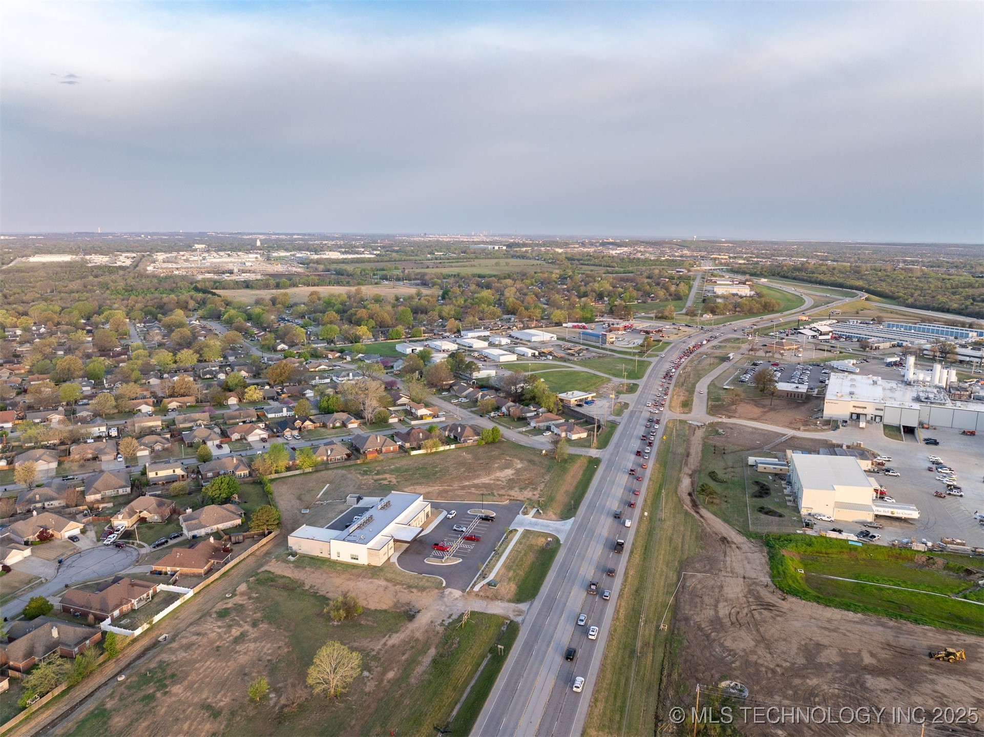 1 E Hwy 51 Property Photo 41