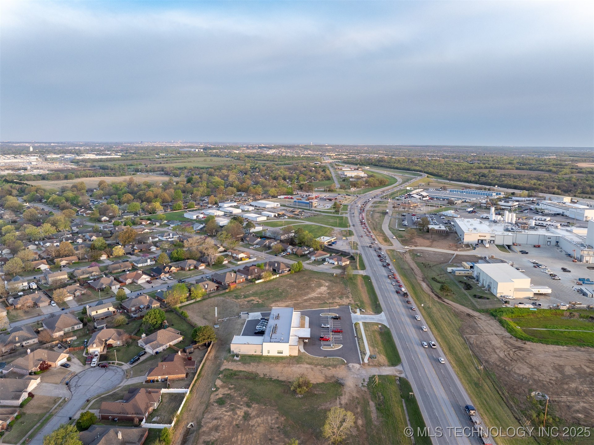 1 E Hwy 51 Property Photo 42