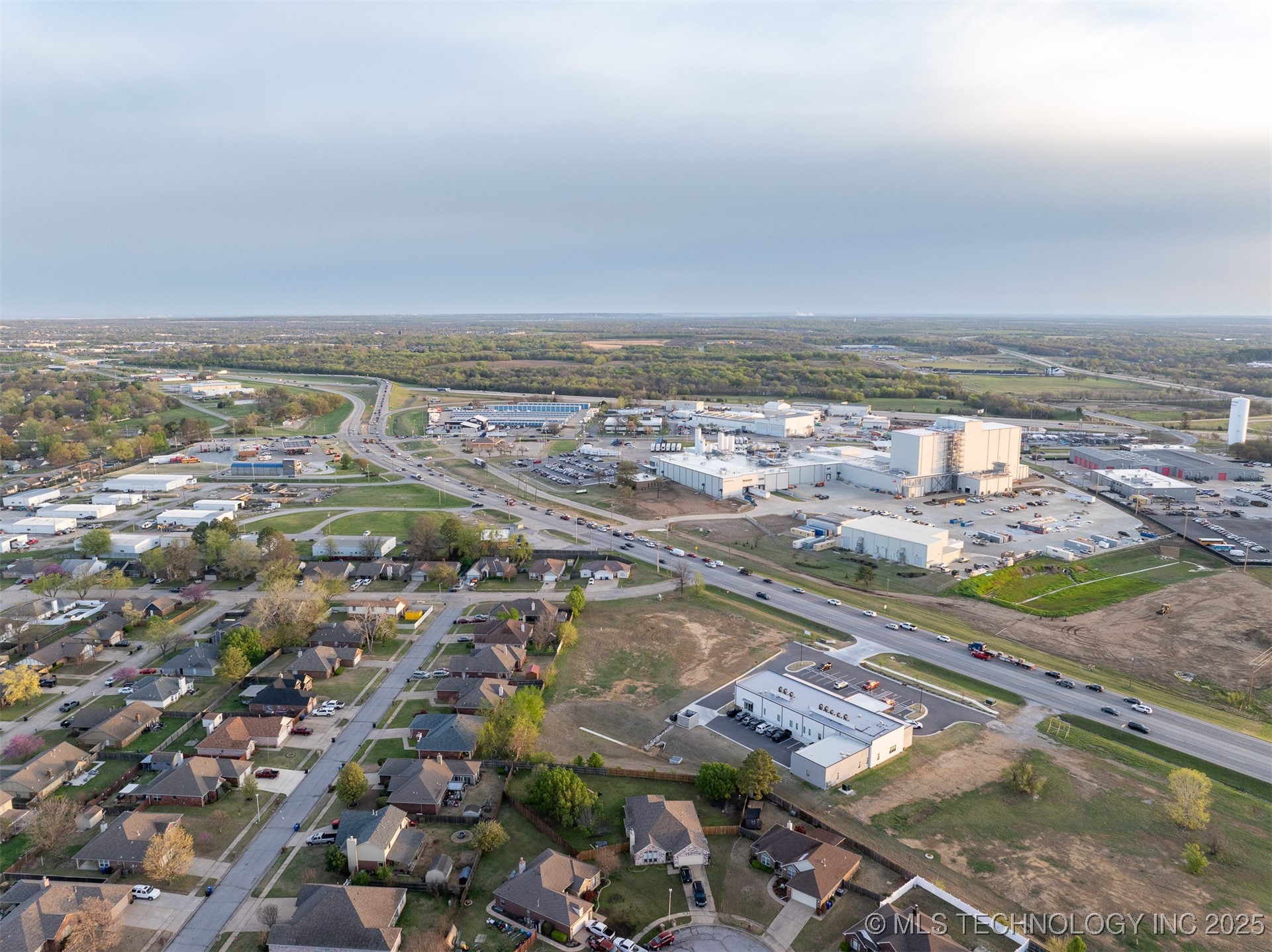 1 E Hwy 51 Property Photo 45