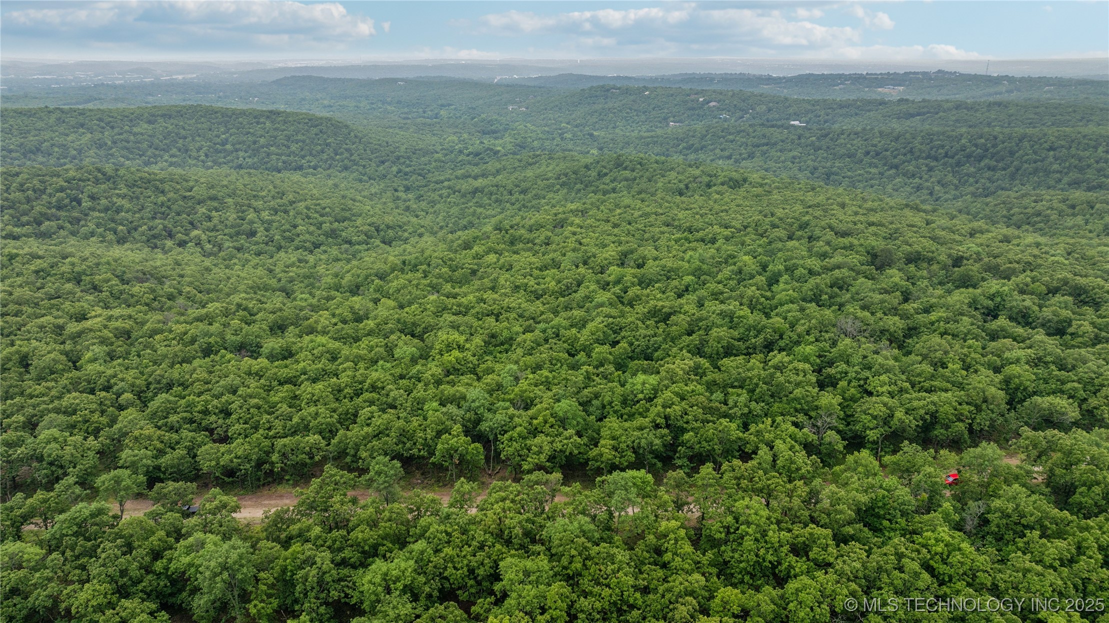 5 Thousand Oaks Road Property Photo 5