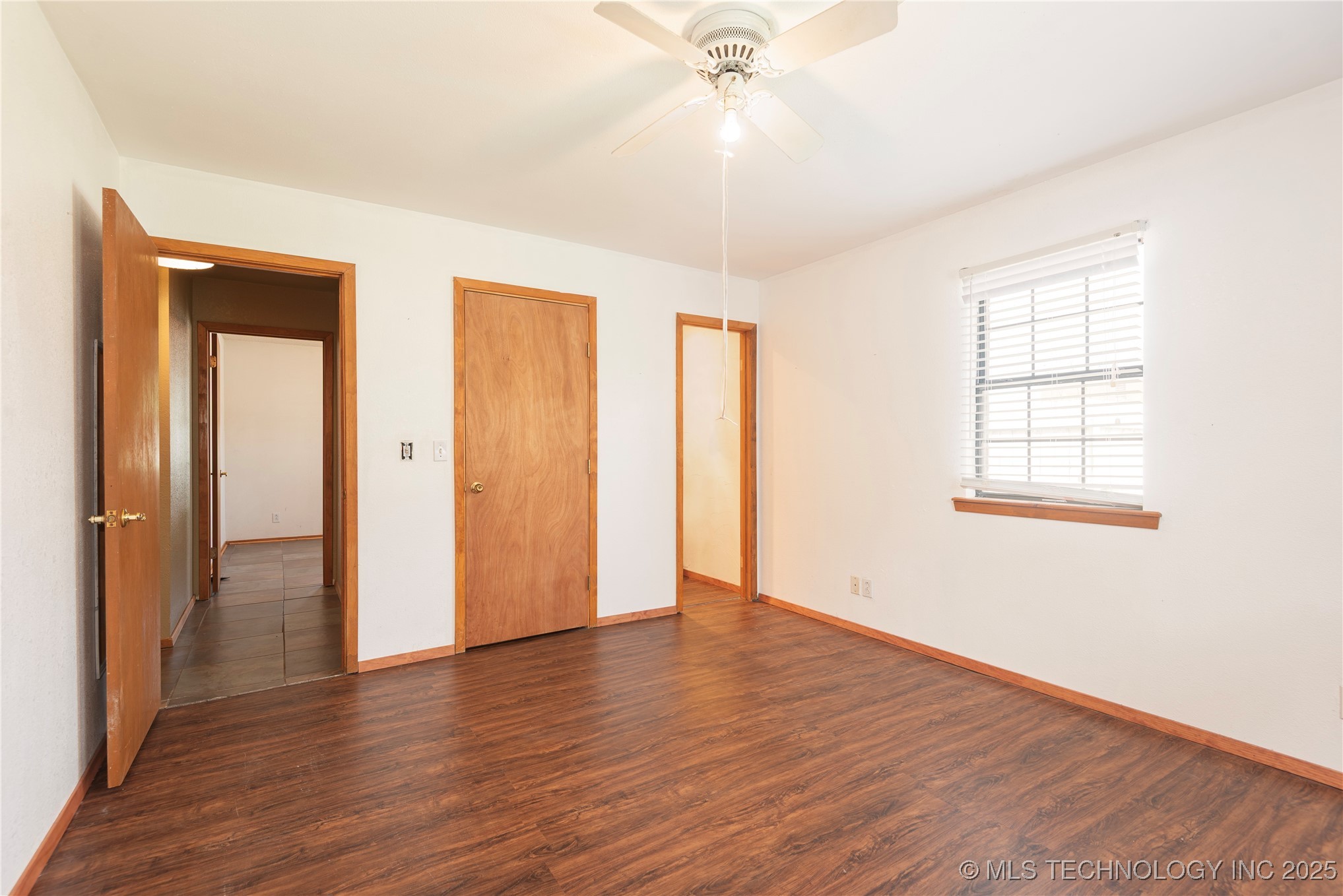 19073 Us Highway 77 Property Photo 17