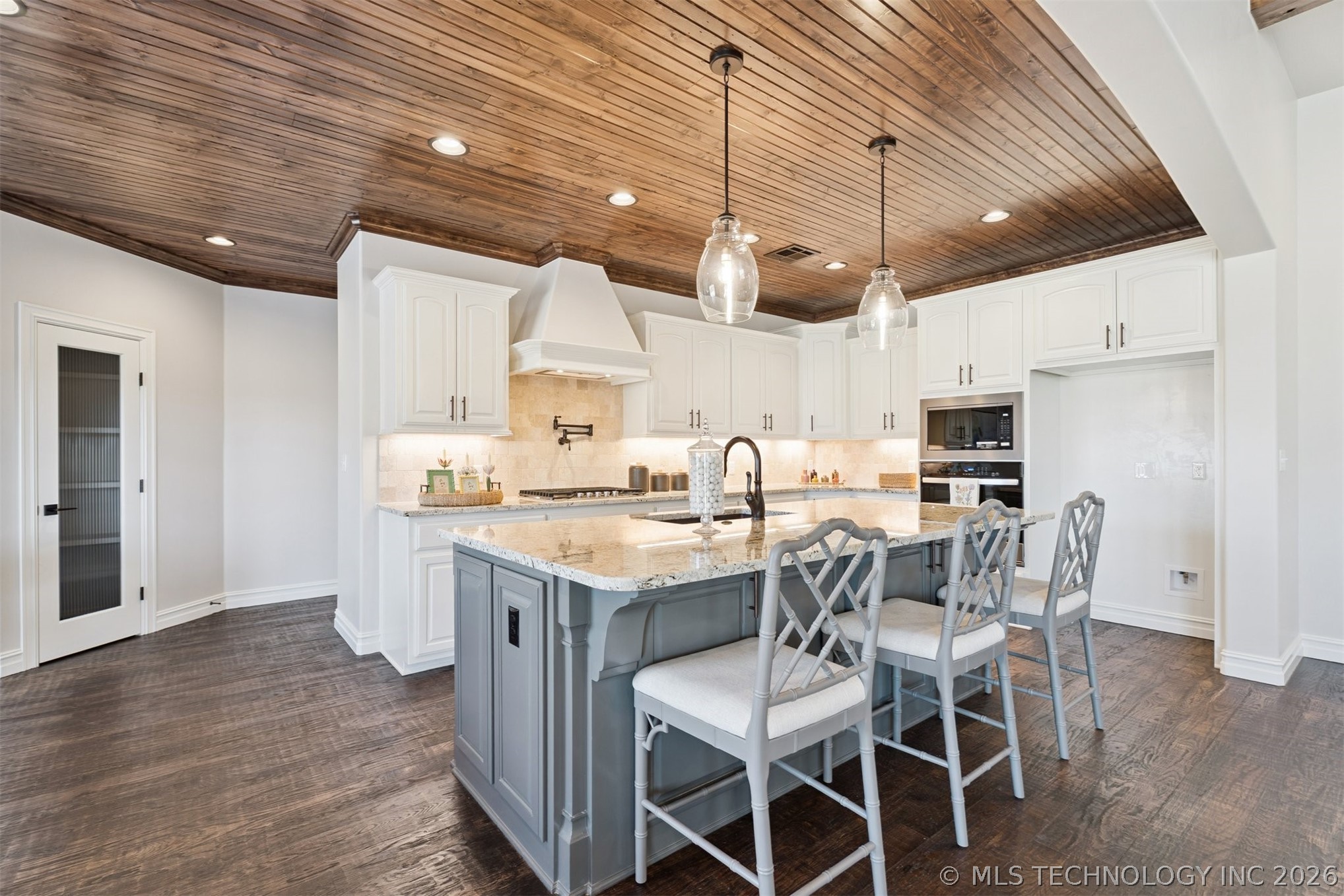 17552 S 52nd East Avenue Property Photo 20