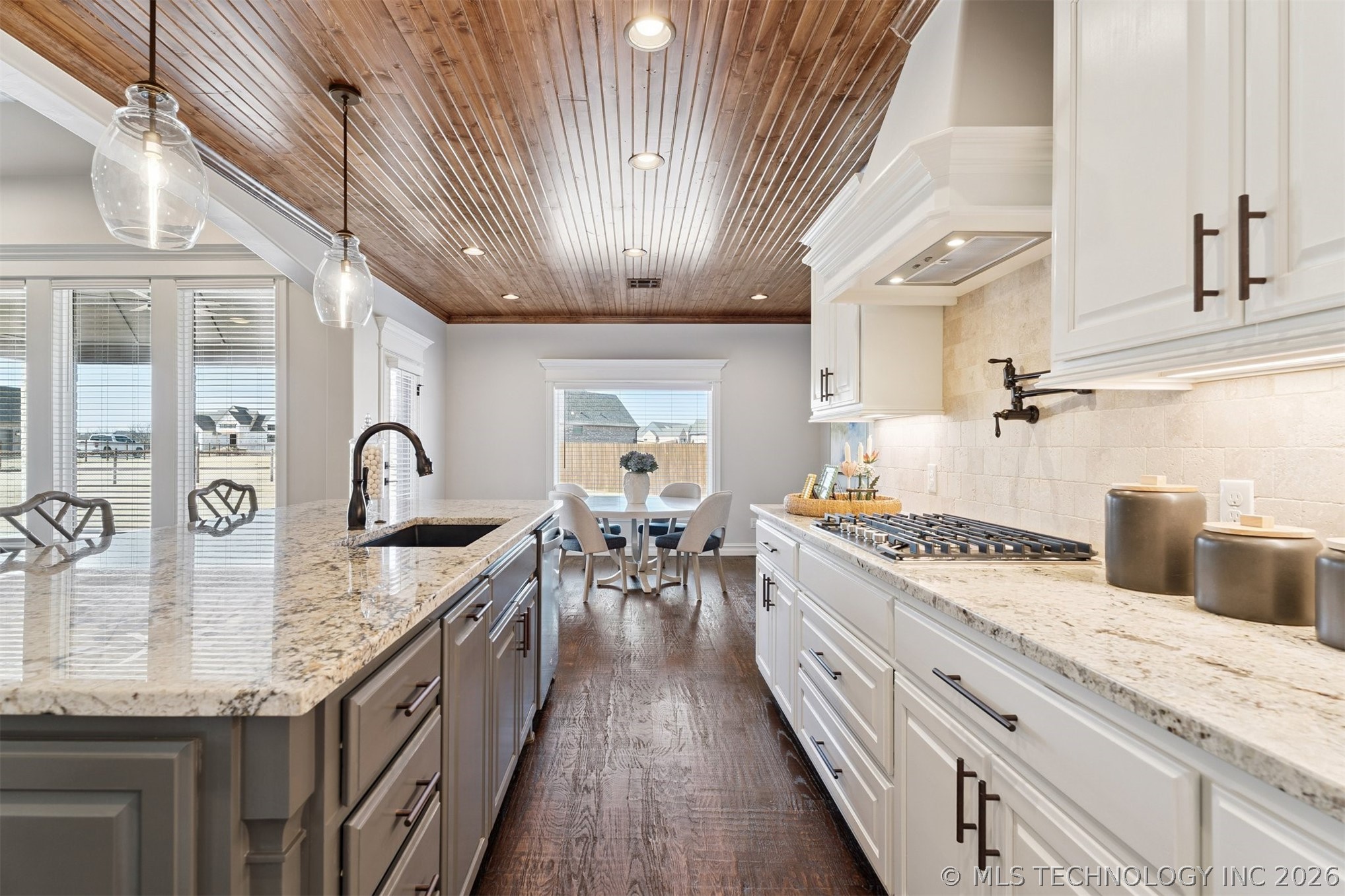 17552 S 52nd East Avenue Property Photo 25