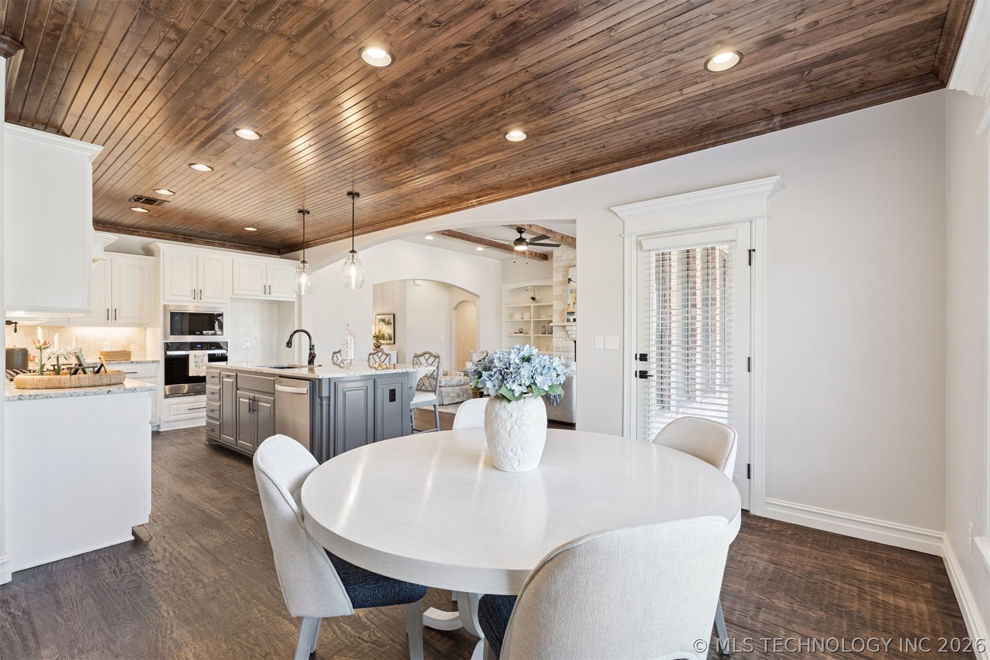 17552 S 52nd East Avenue Property Photo 28