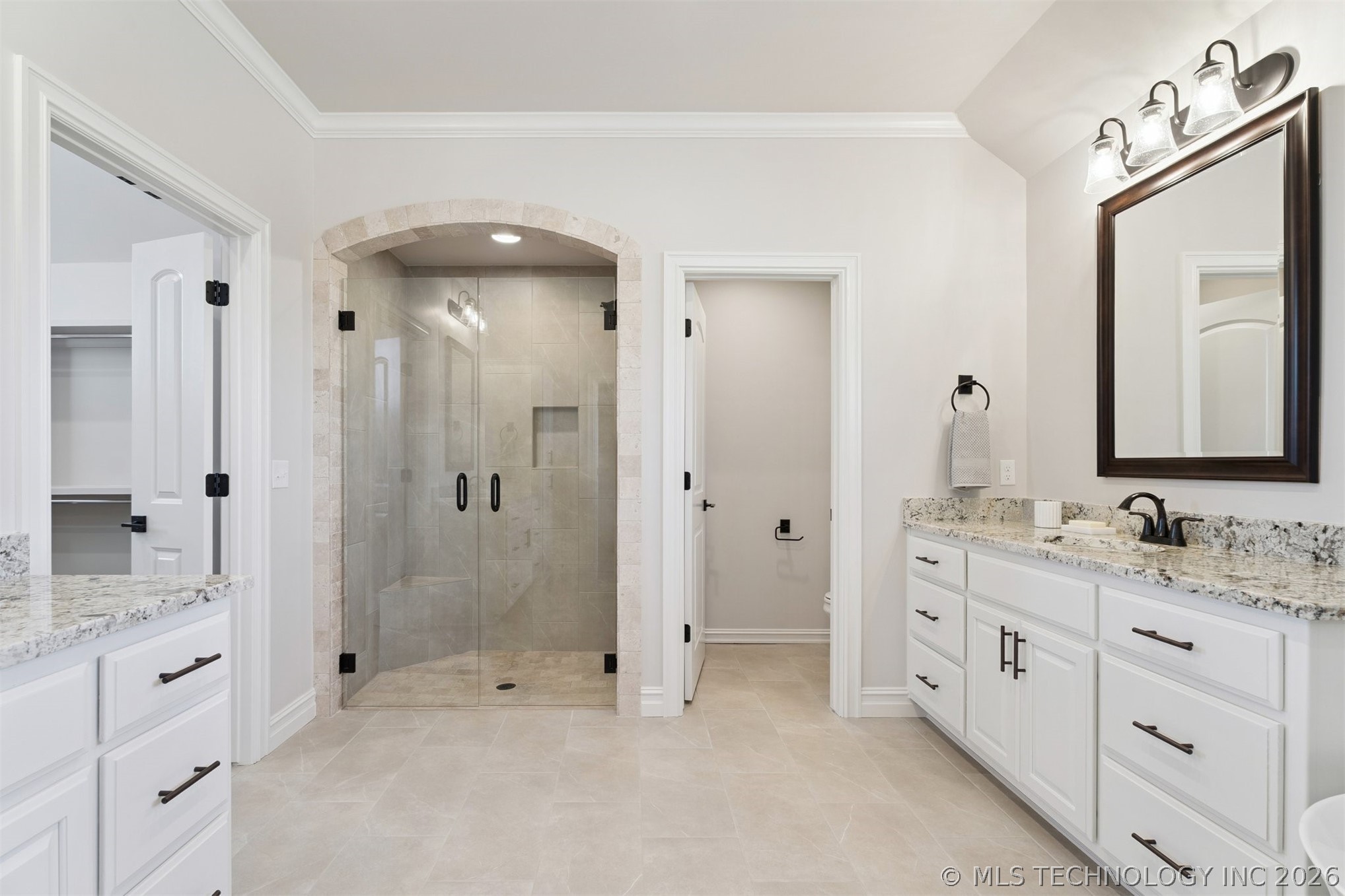 17552 S 52nd East Avenue Property Photo 41