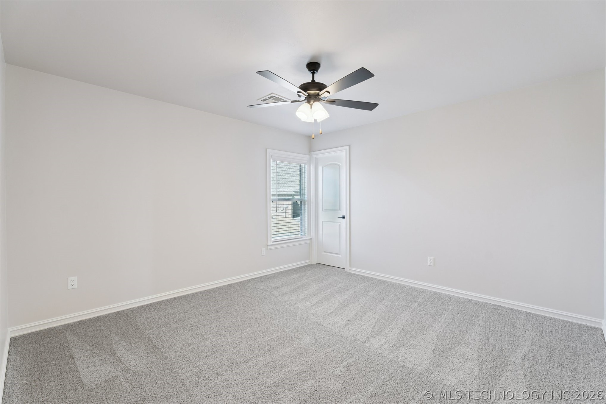 17552 S 52nd East Avenue Property Photo 46