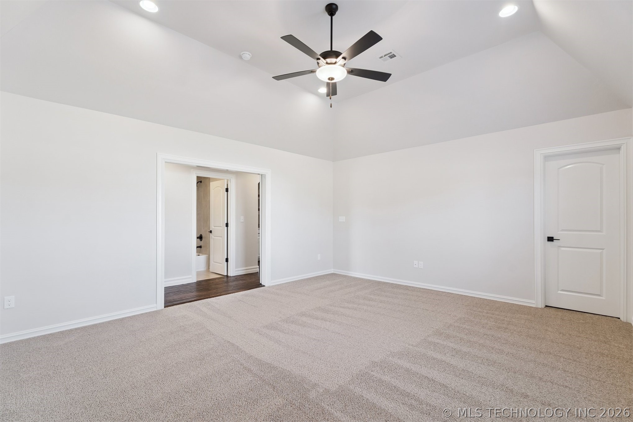 17552 S 52nd East Avenue Property Photo 50