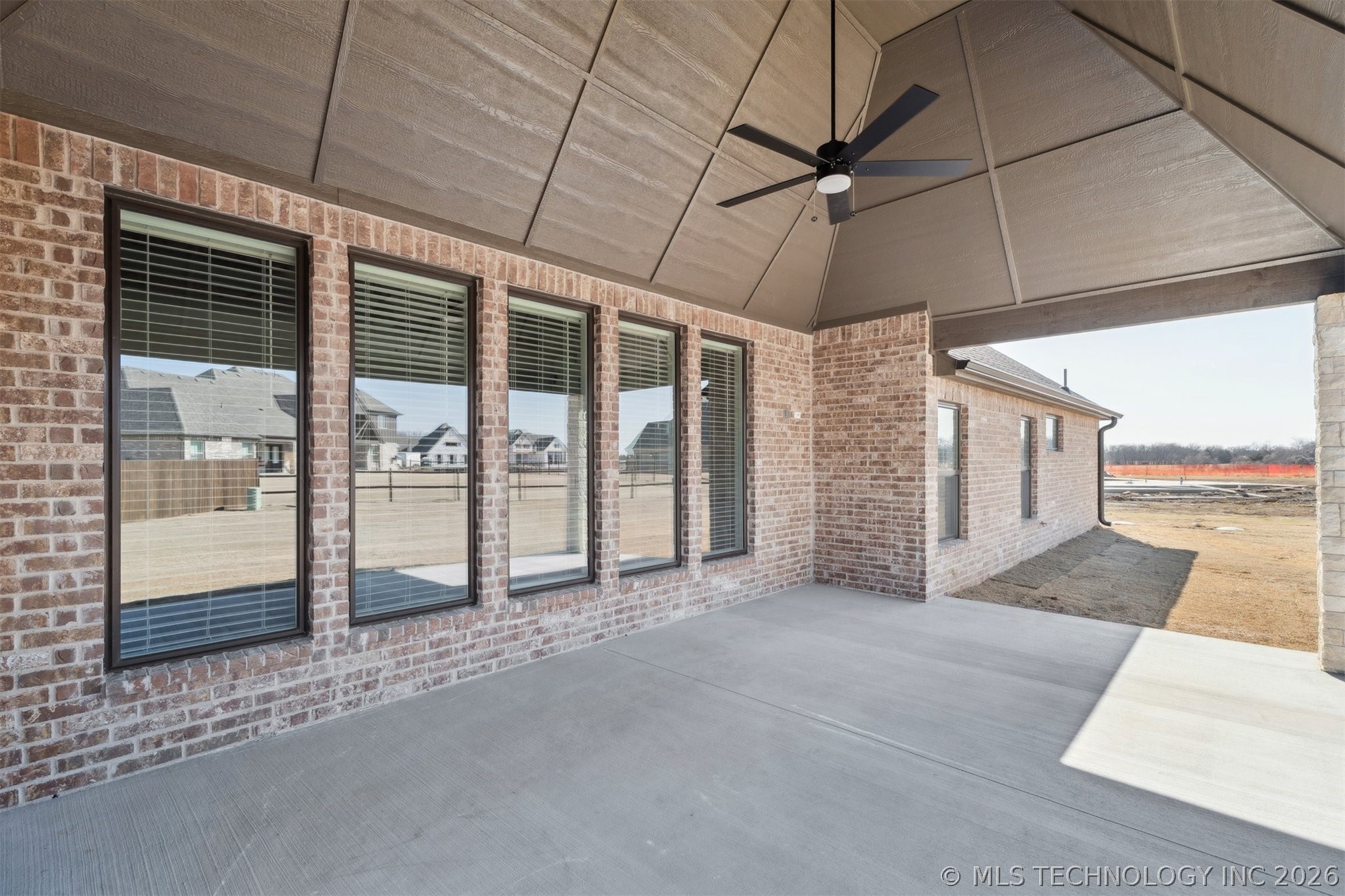 17552 S 52nd East Avenue Property Photo 64