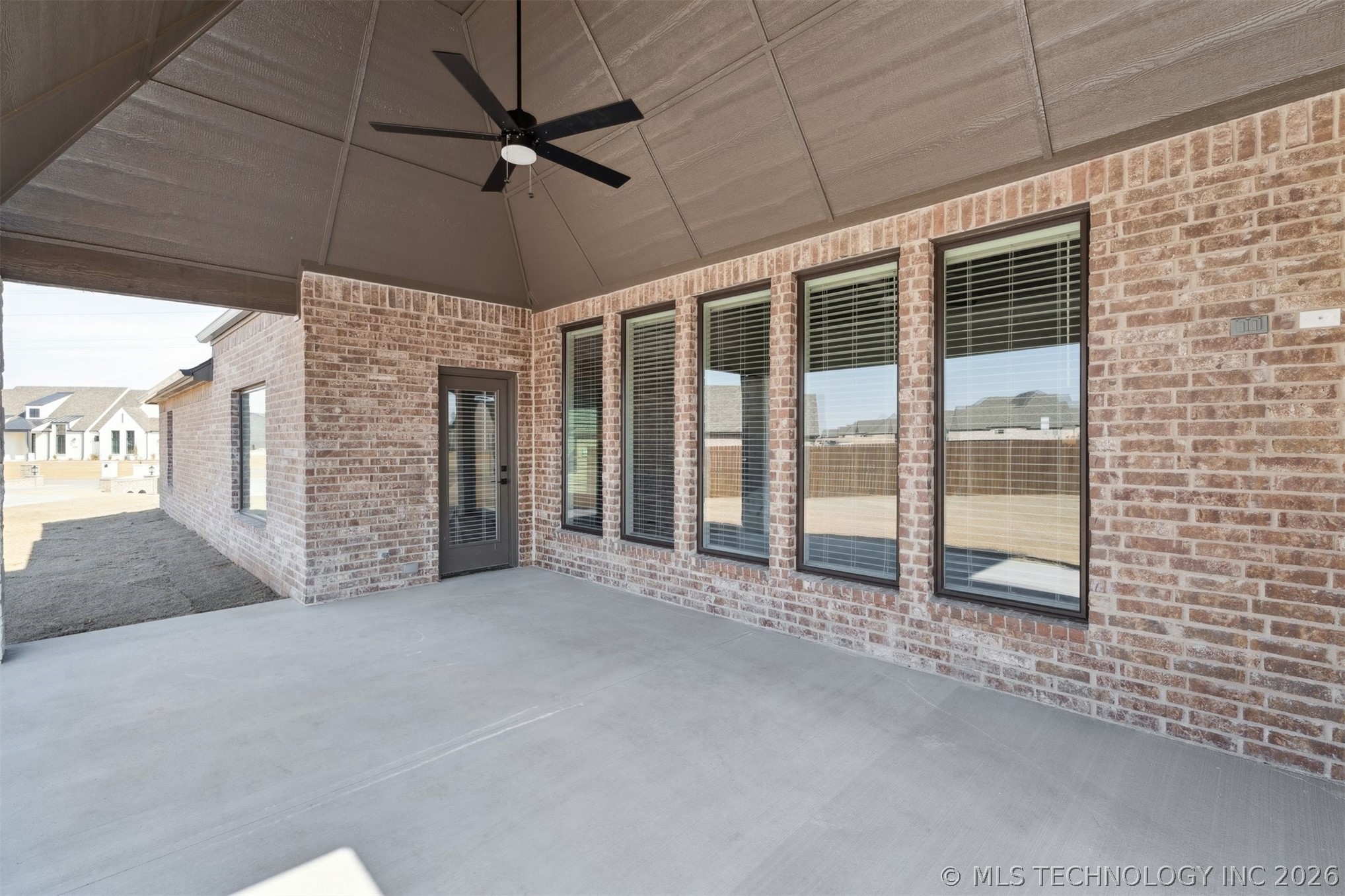 17552 S 52nd East Avenue Property Photo 65