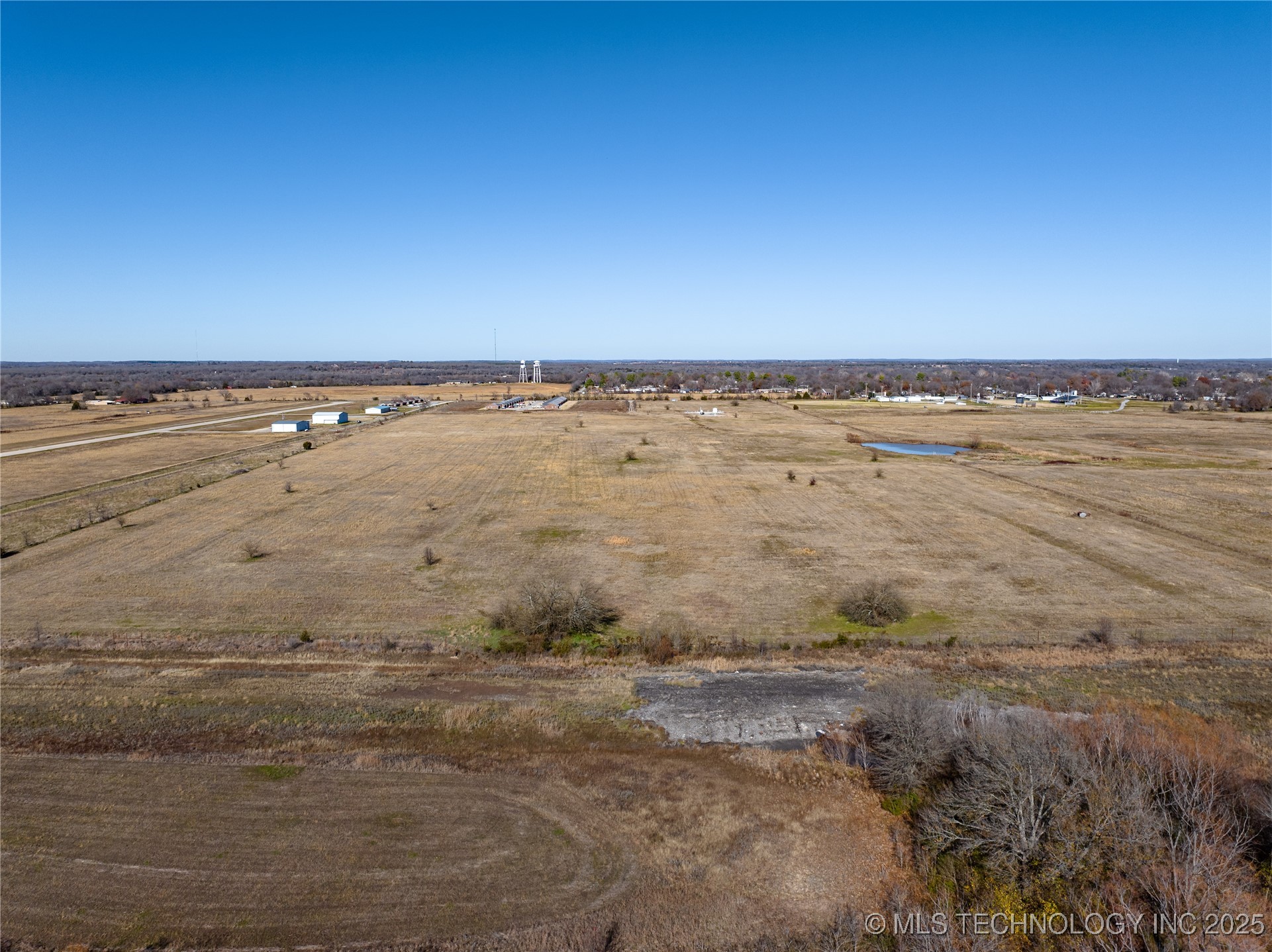 Cedar Way Property Photo 12