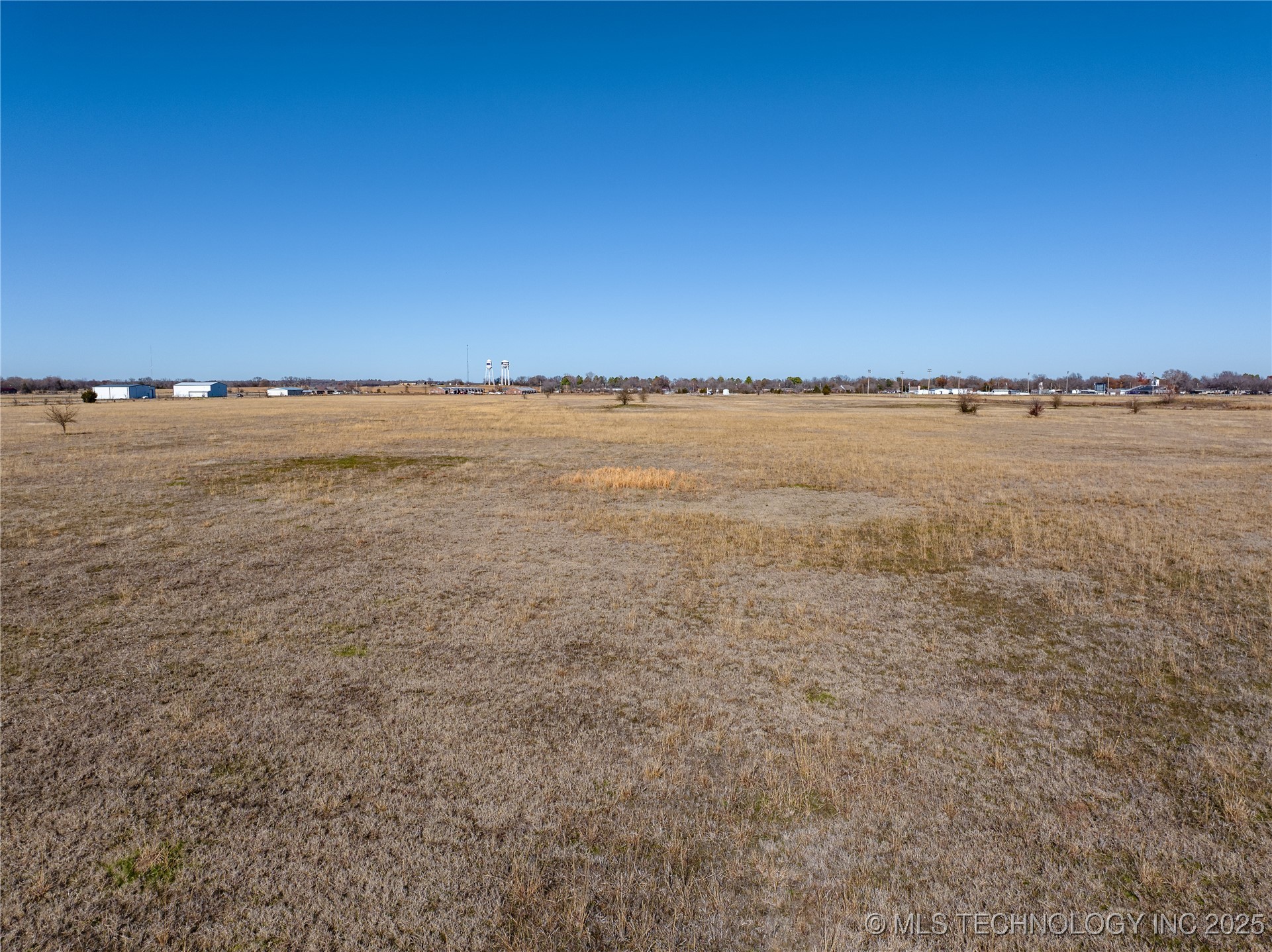 Cedar Way Property Photo 13