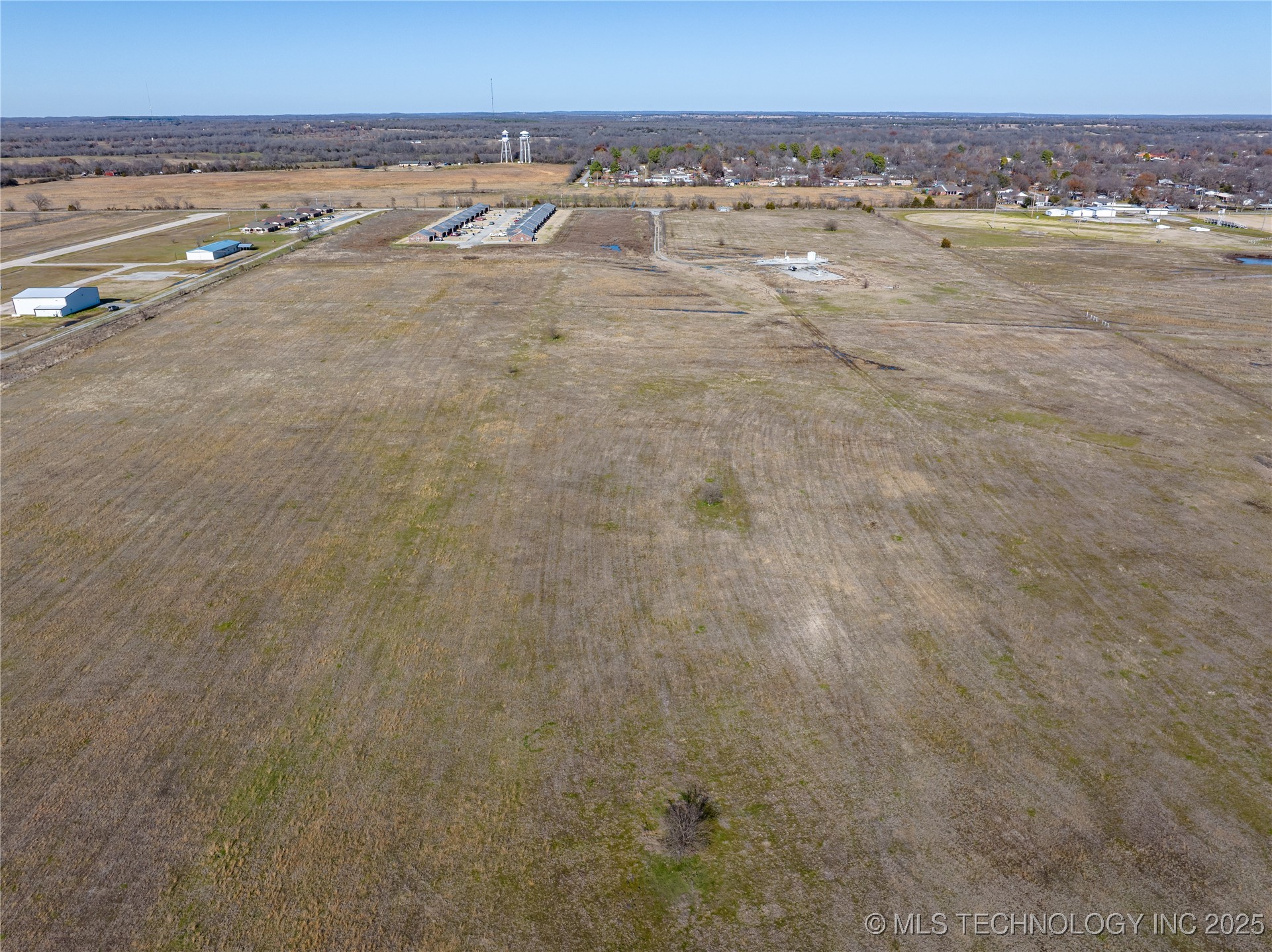 Cedar Way Property Photo 16