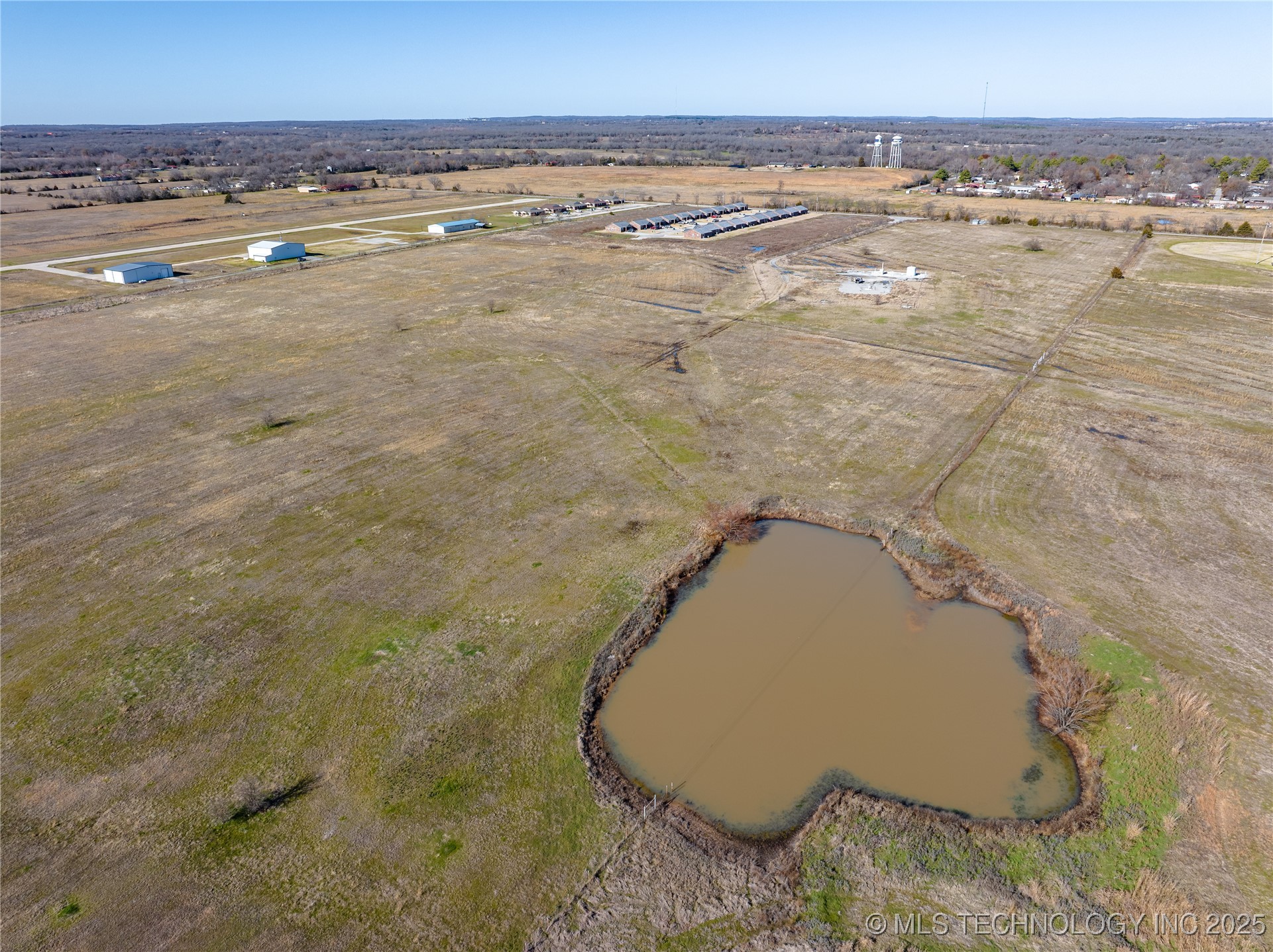 Cedar Way Property Photo 17