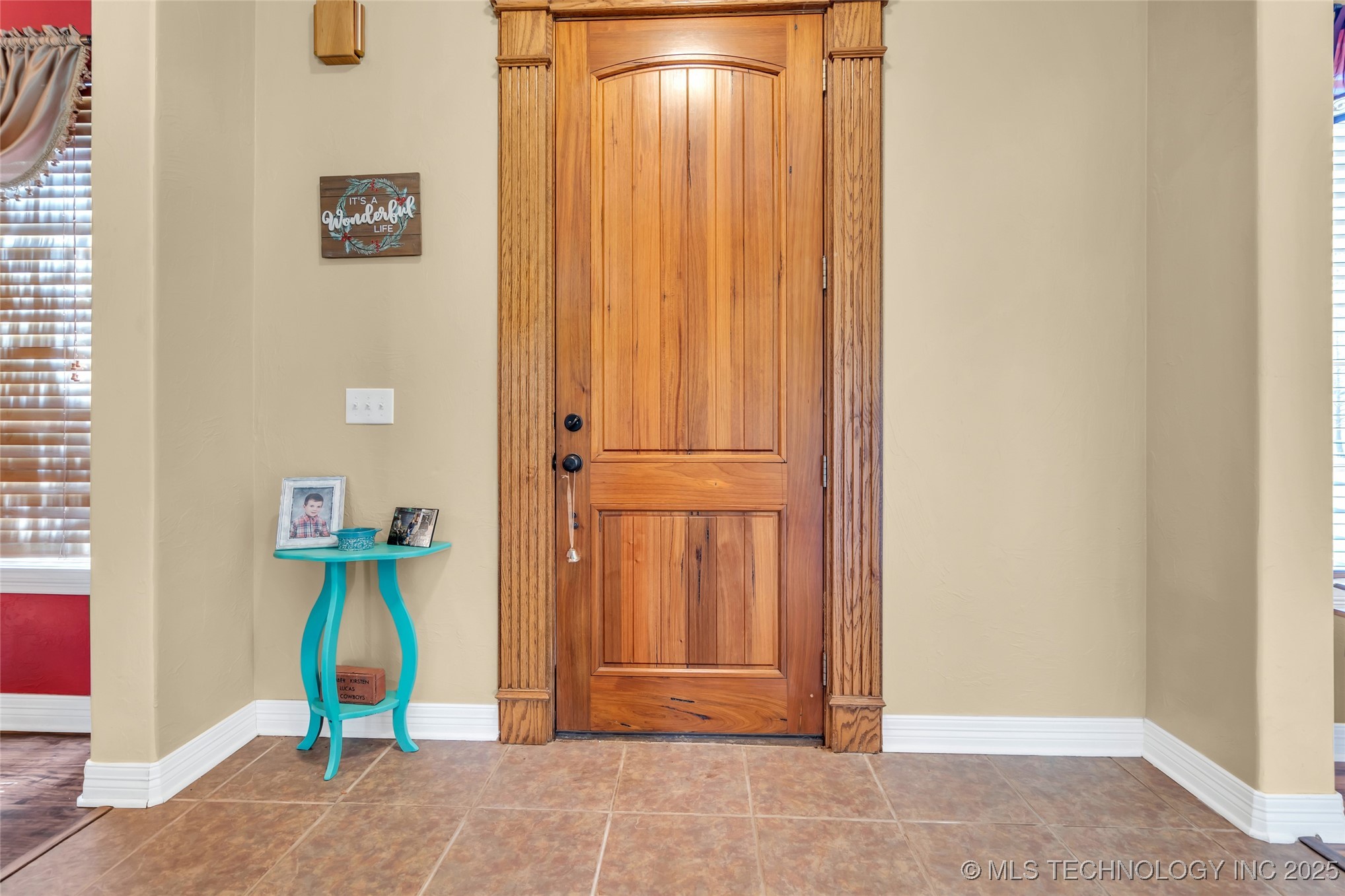 3921 Rolling Hills Property Photo 3