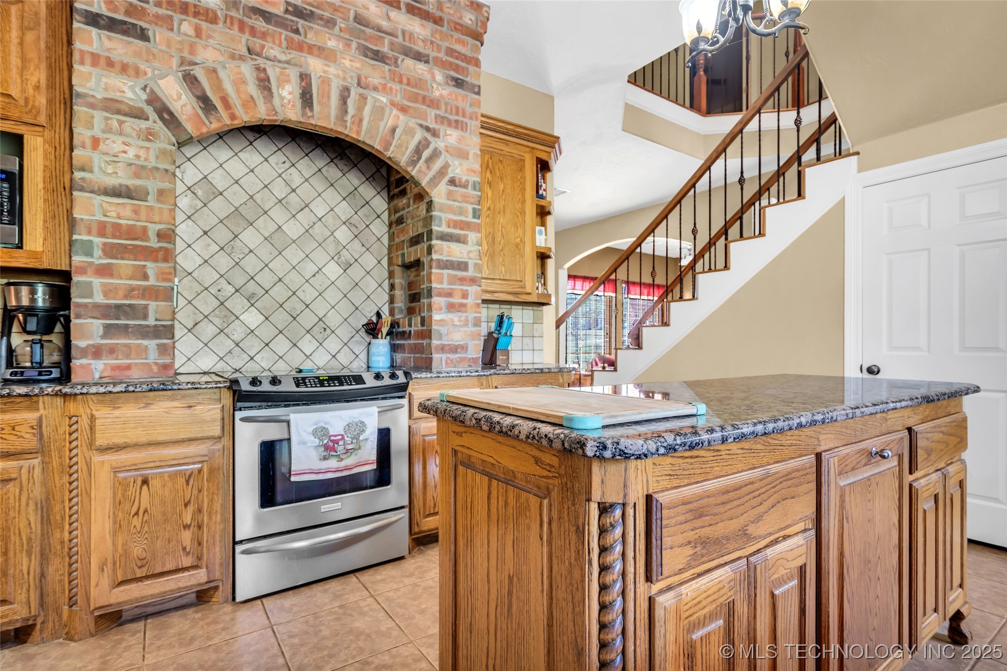 3921 Rolling Hills Property Photo 14