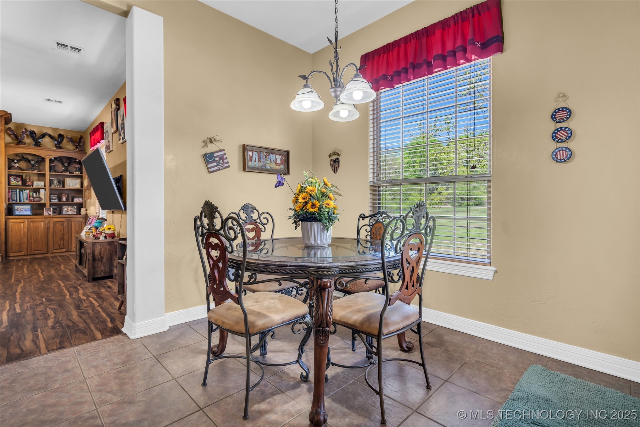 3921 Rolling Hills Property Photo 17