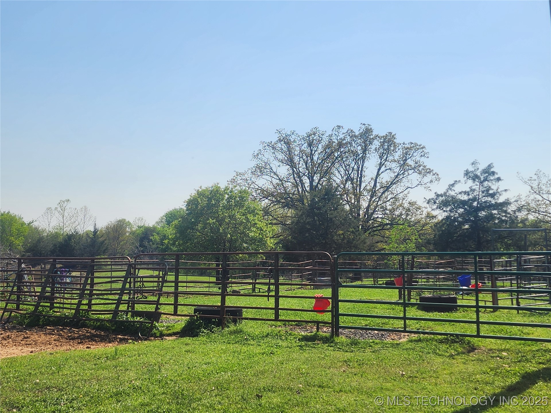 529 Sawbriar Property Photo 29