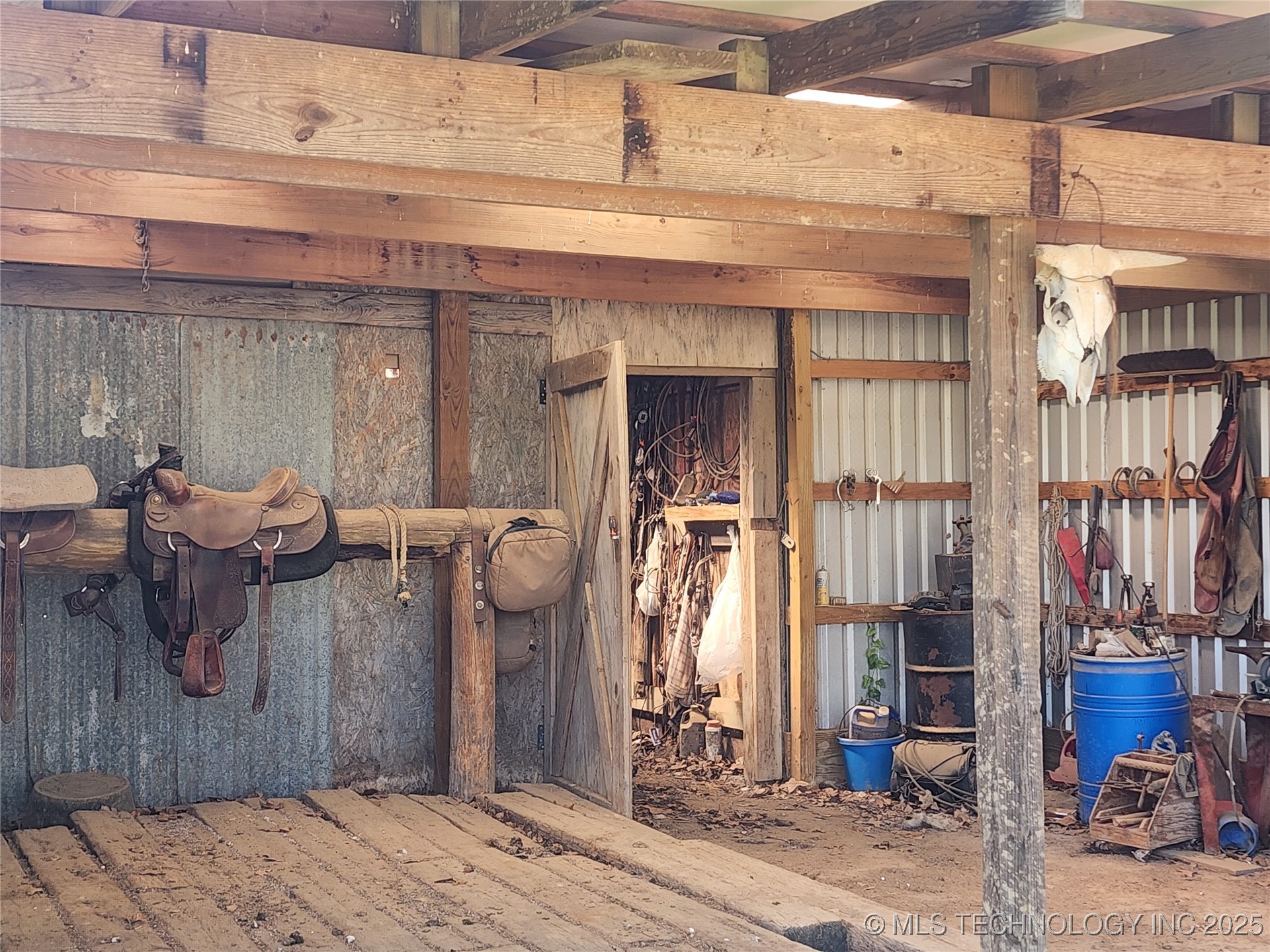 529 Sawbriar Property Photo 32