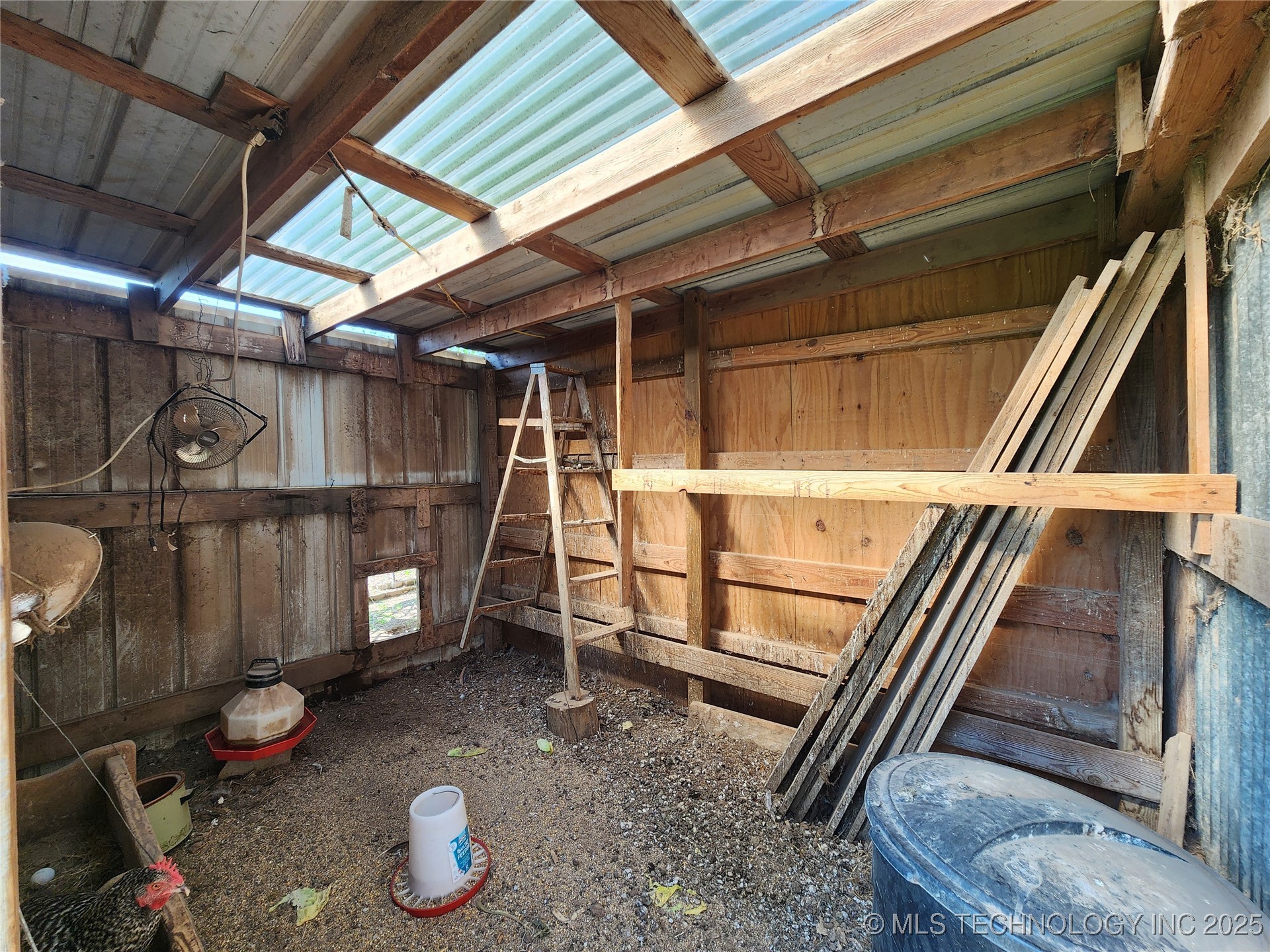 529 Sawbriar Property Photo 34