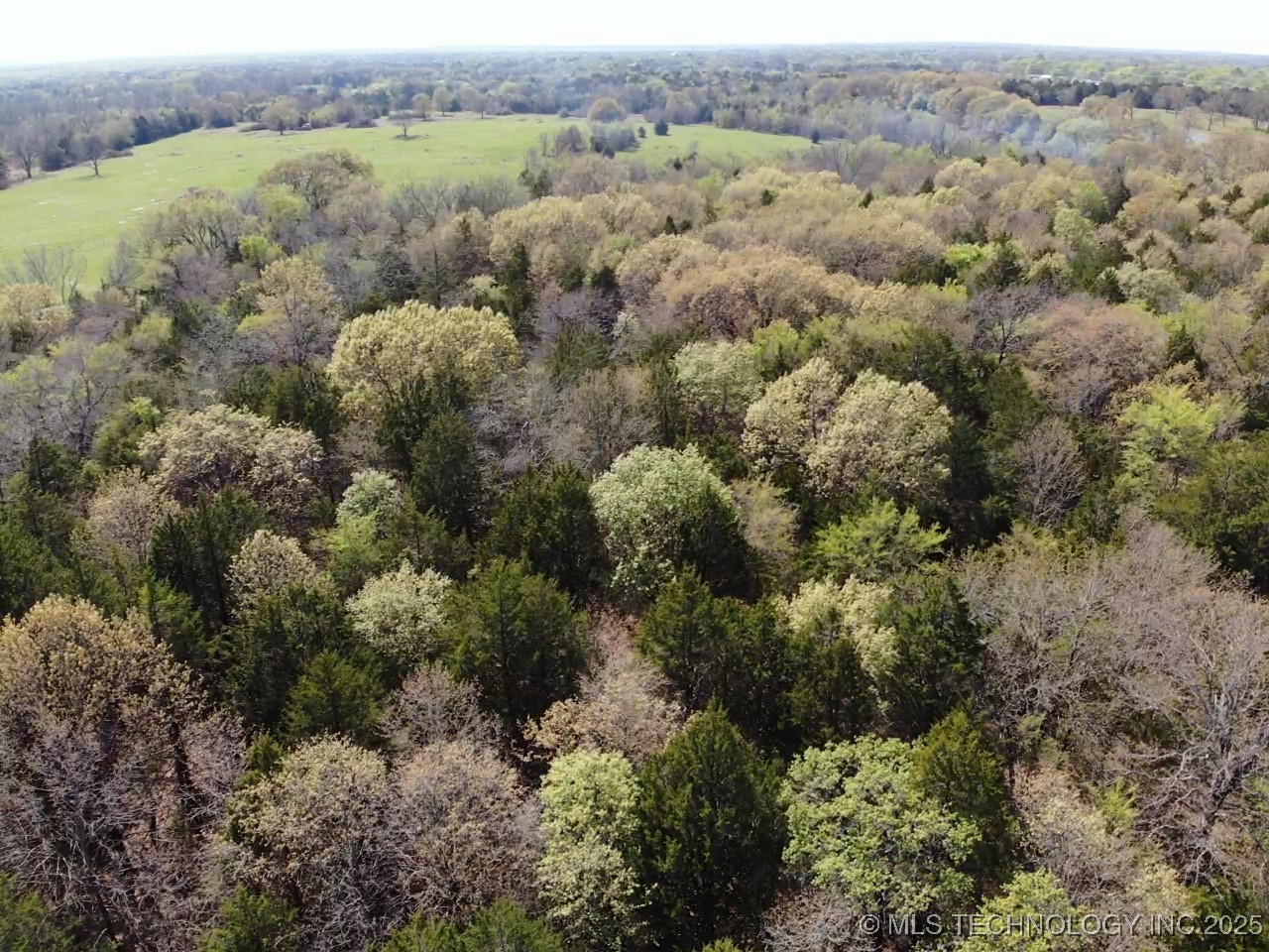 Canada Property Photo 12