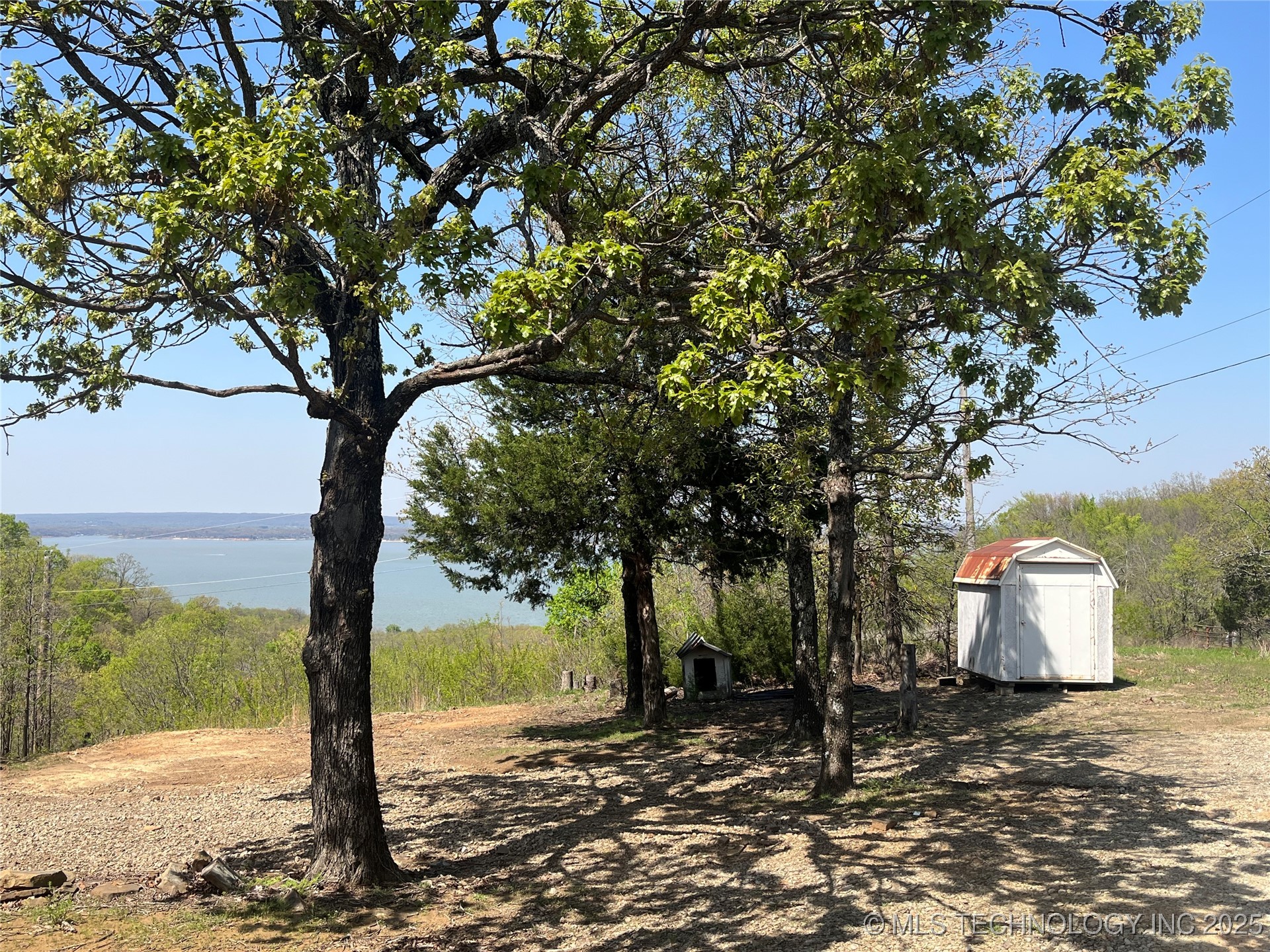 216 N Bk 1600 Road Property Photo 10