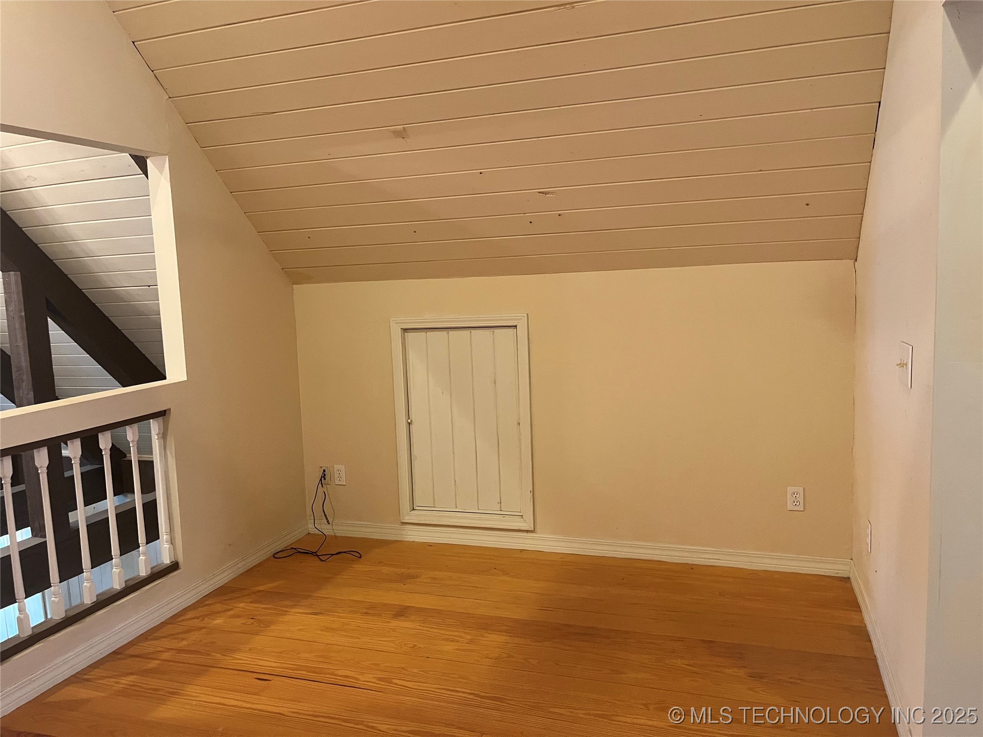 216 N Bk 1600 Road Property Photo 23