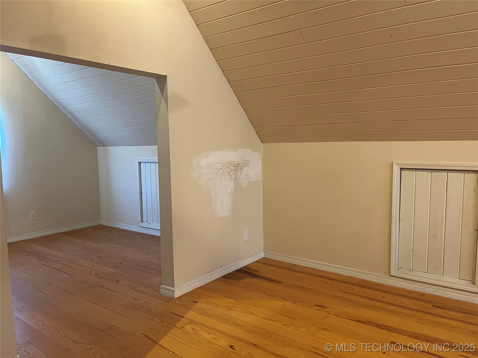 216 N Bk 1600 Road Property Photo 24