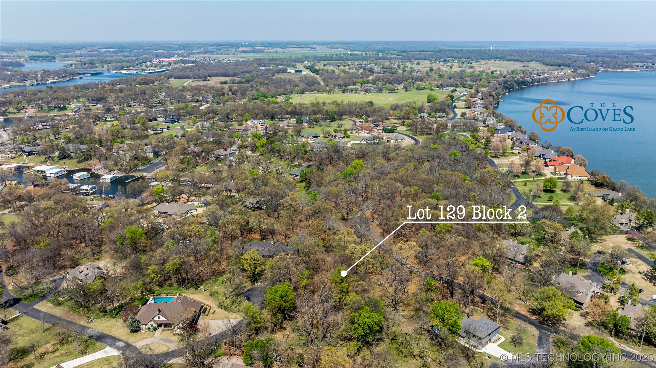 Blue Grouse Lane Property Photo 5