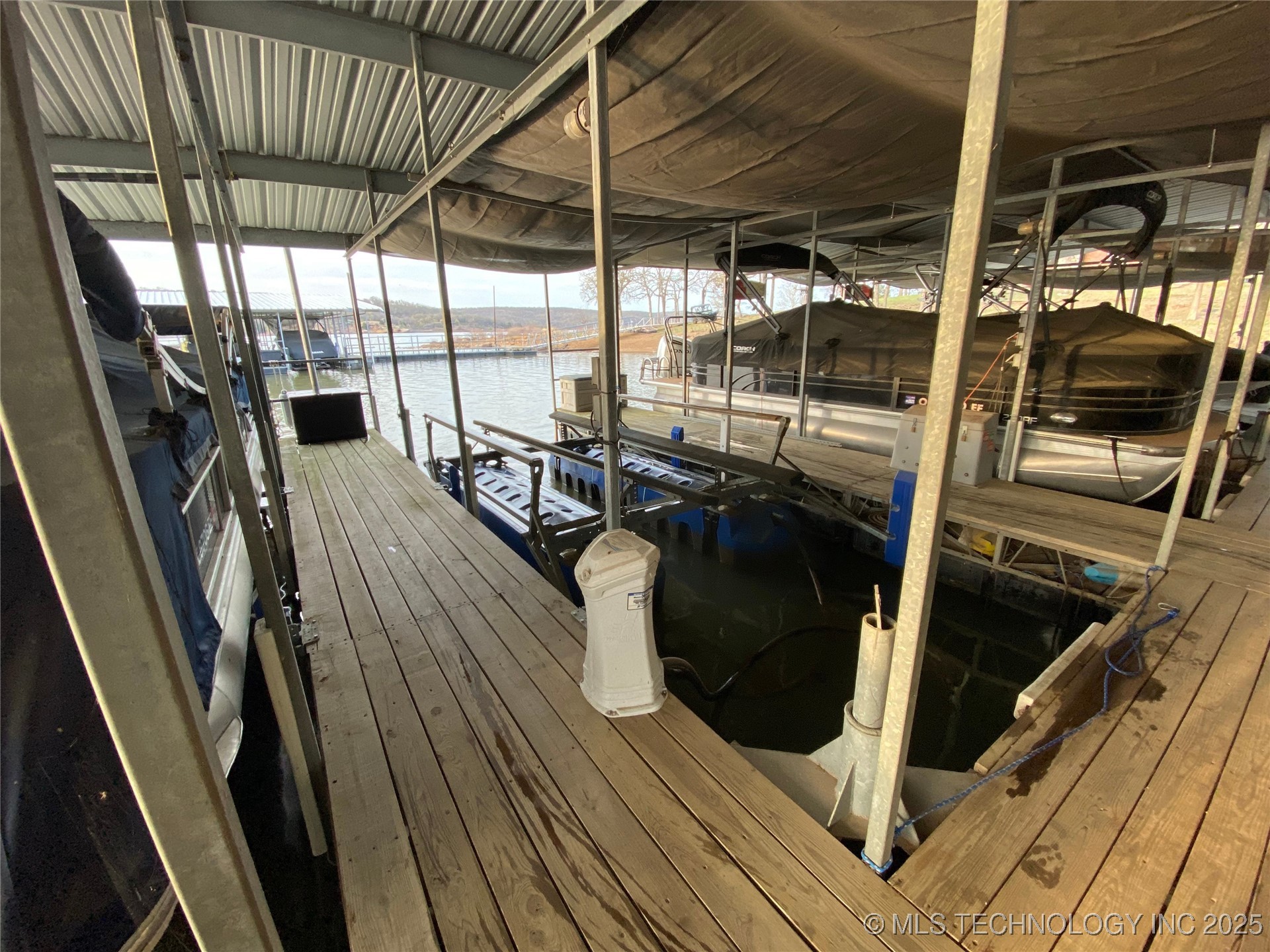 12 Cherokee Hills Property Photo 5