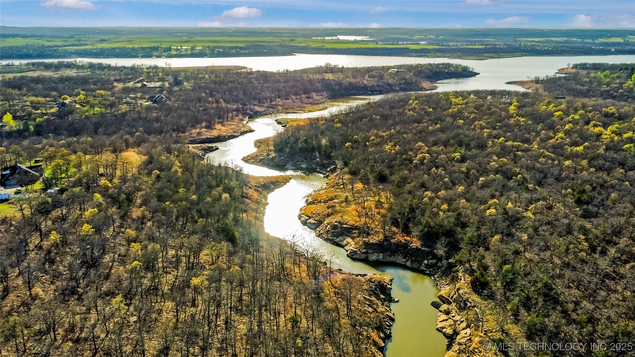 001 Rocky Point Road Property Photo 1