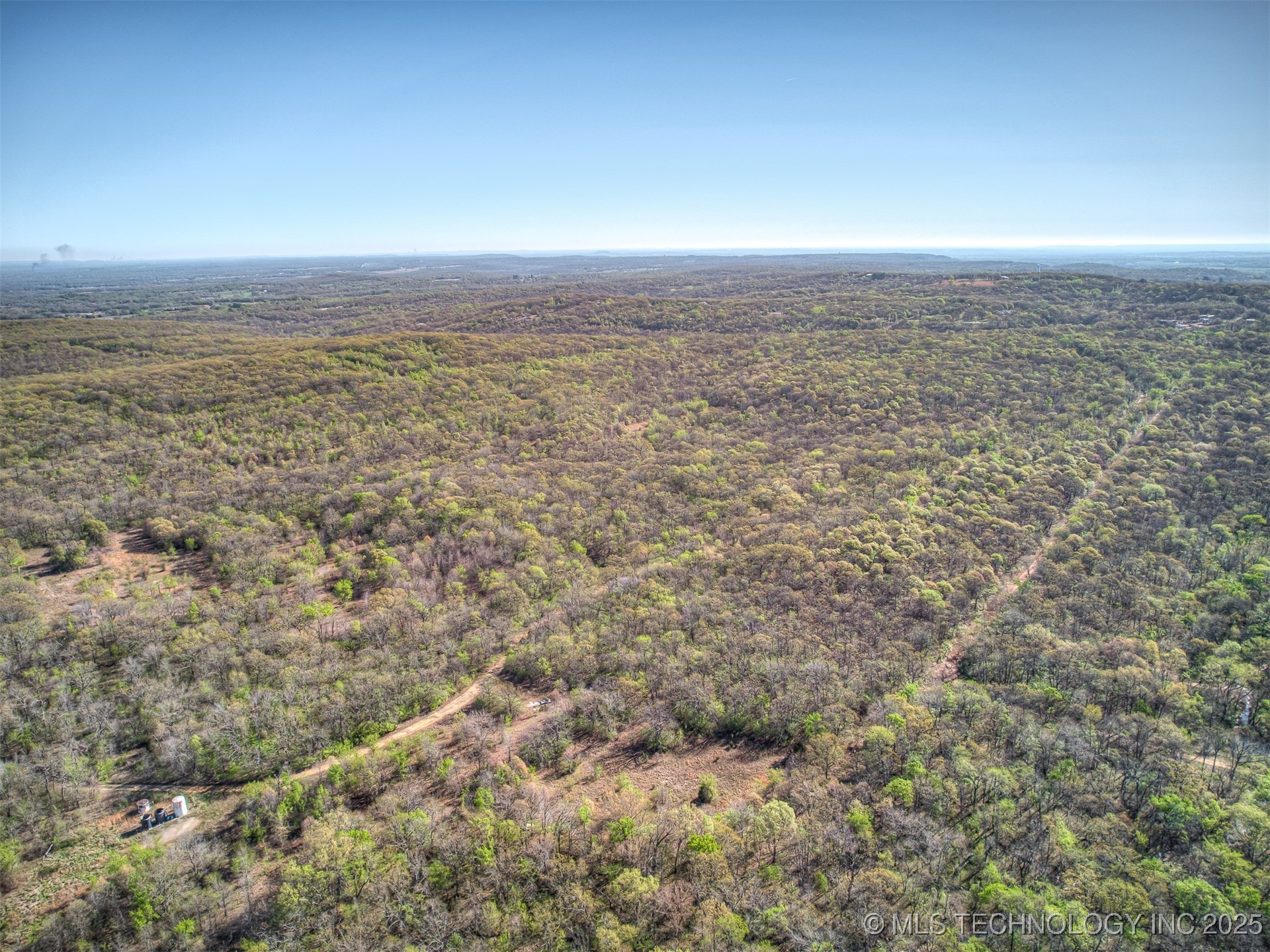 Bartlett Road Property Photo 6