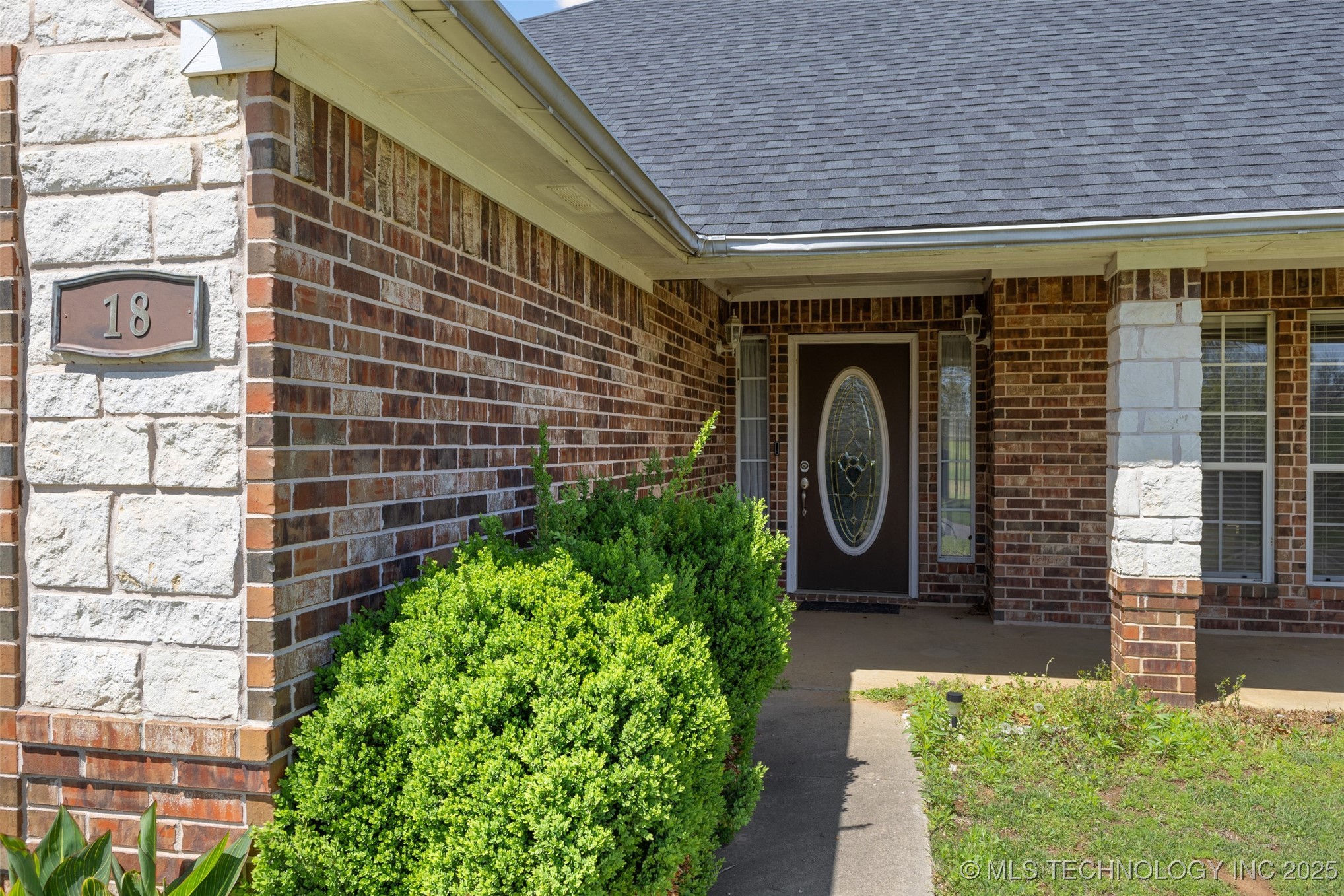 18 Sandwedge Property Photo 7