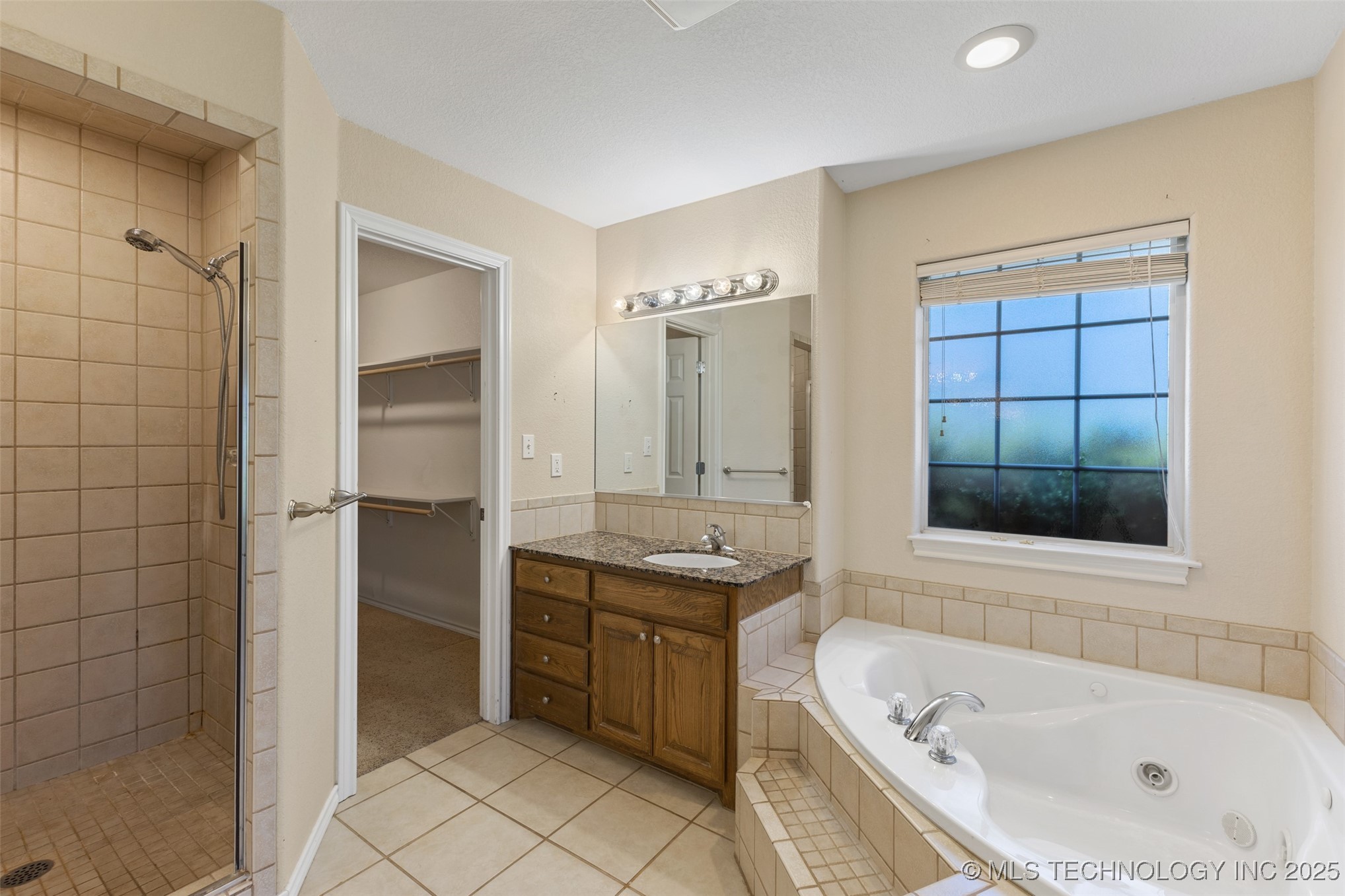 18 Sandwedge Property Photo 37