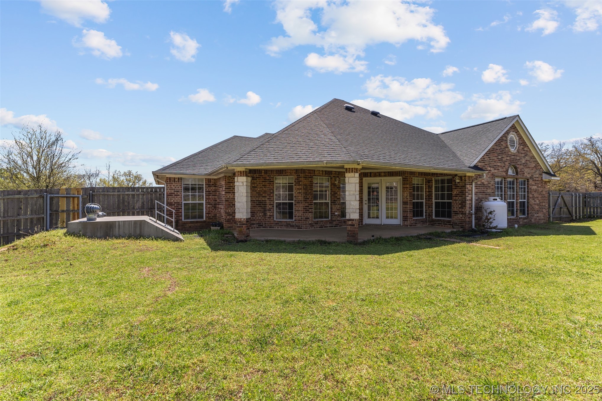 18 Sandwedge Property Photo 54