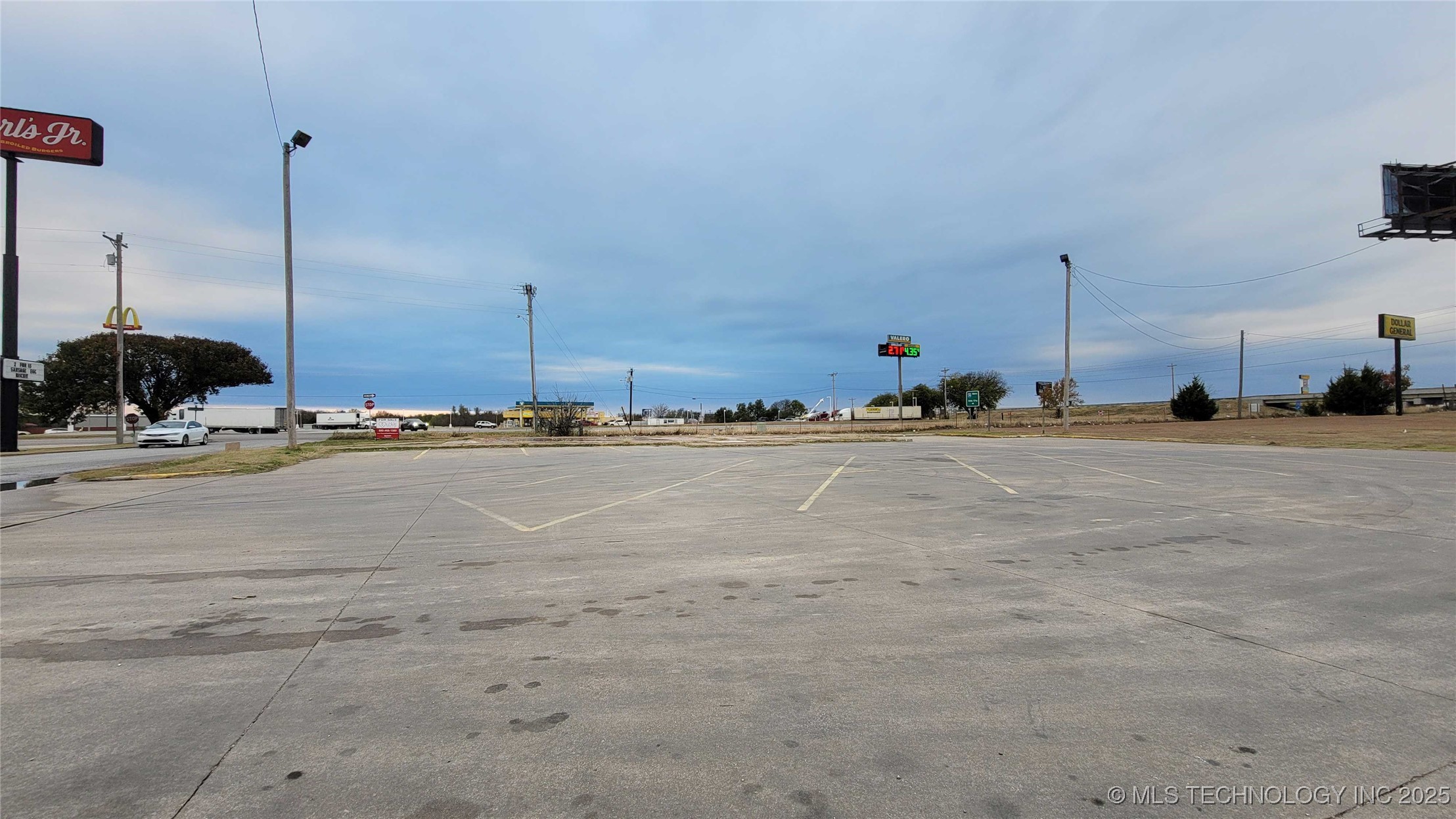 100 C E Colston Drive Property Photo 6