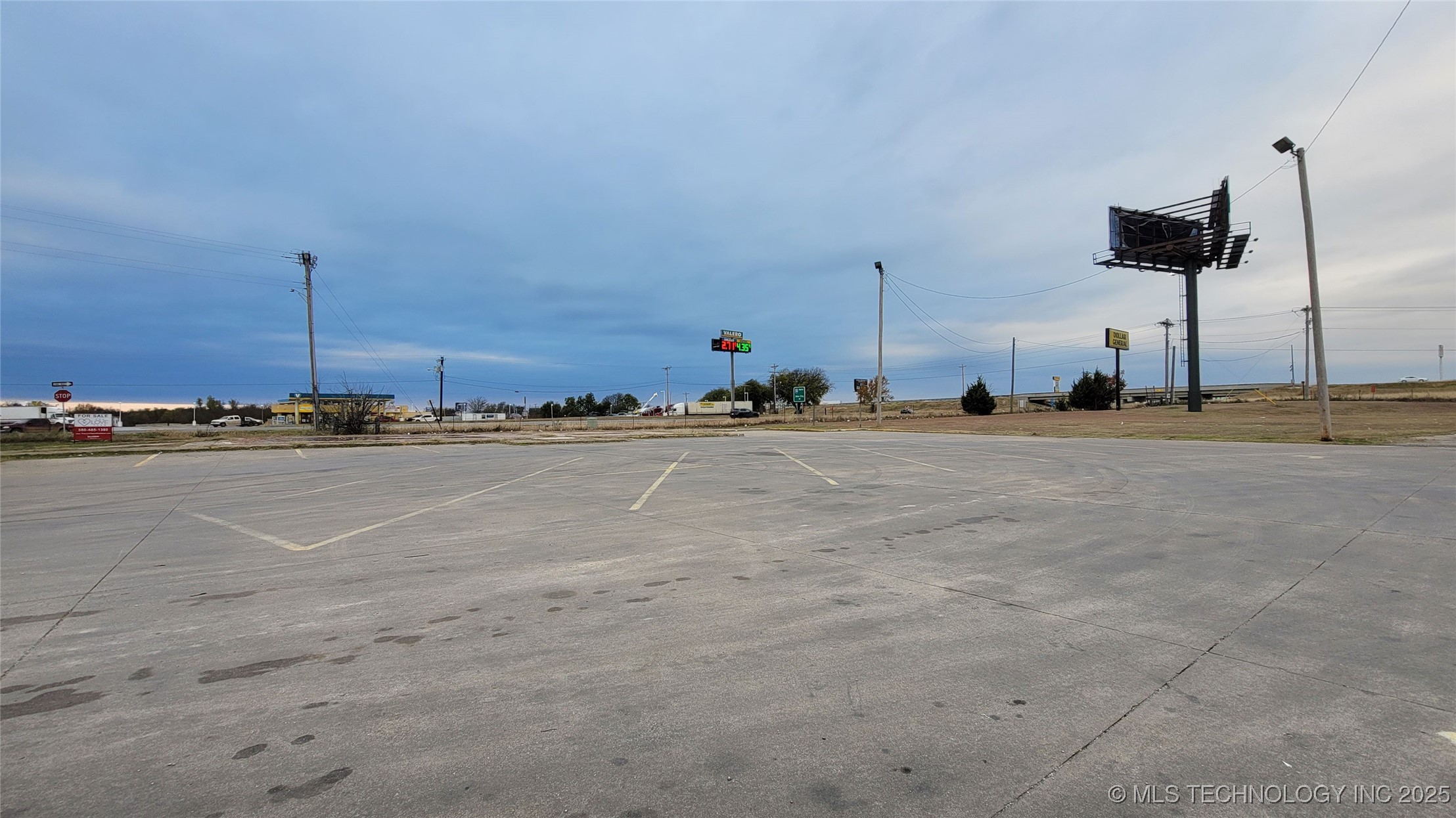 100 C E Colston Drive Property Photo 7